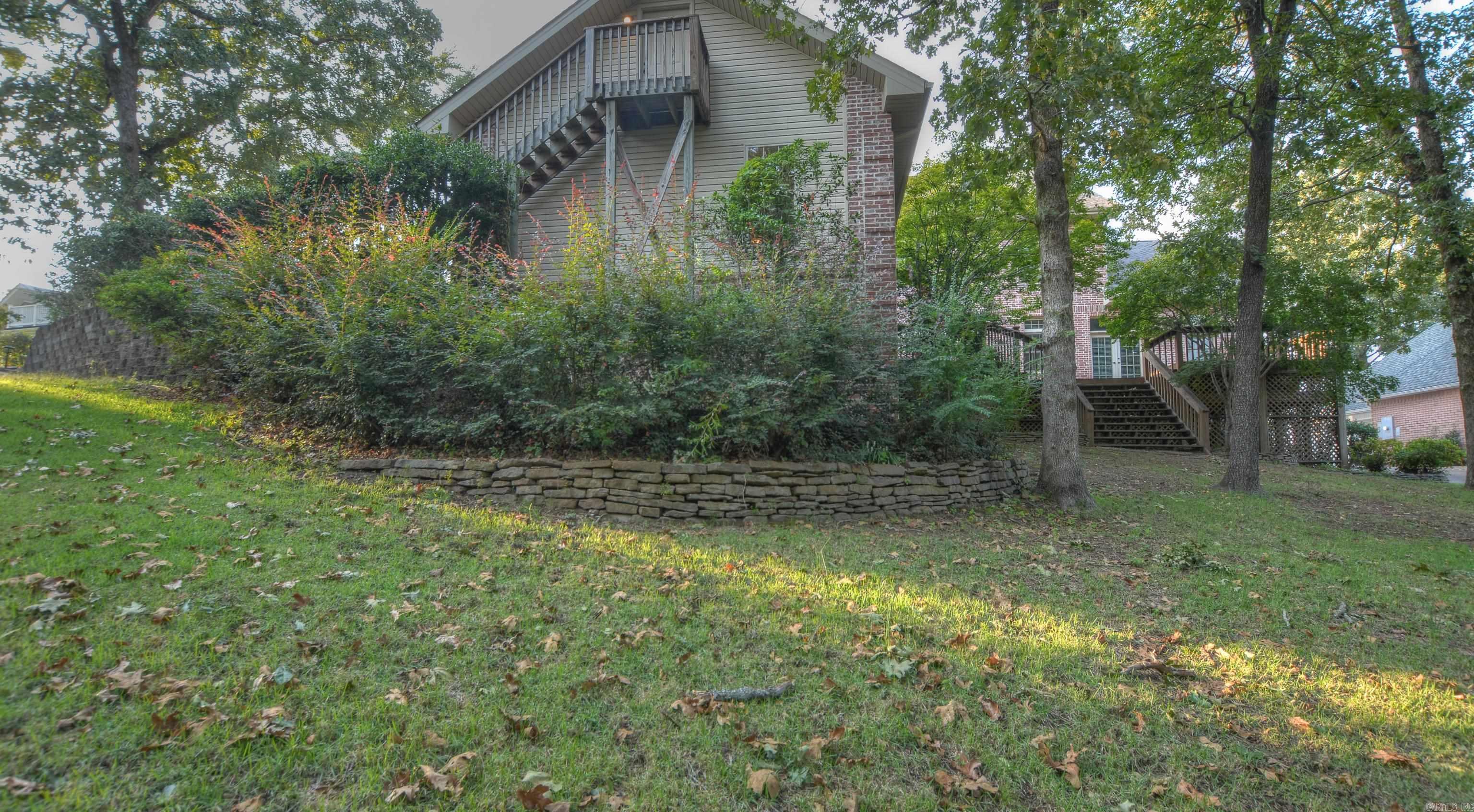 Grand Estate Living in Stonegate