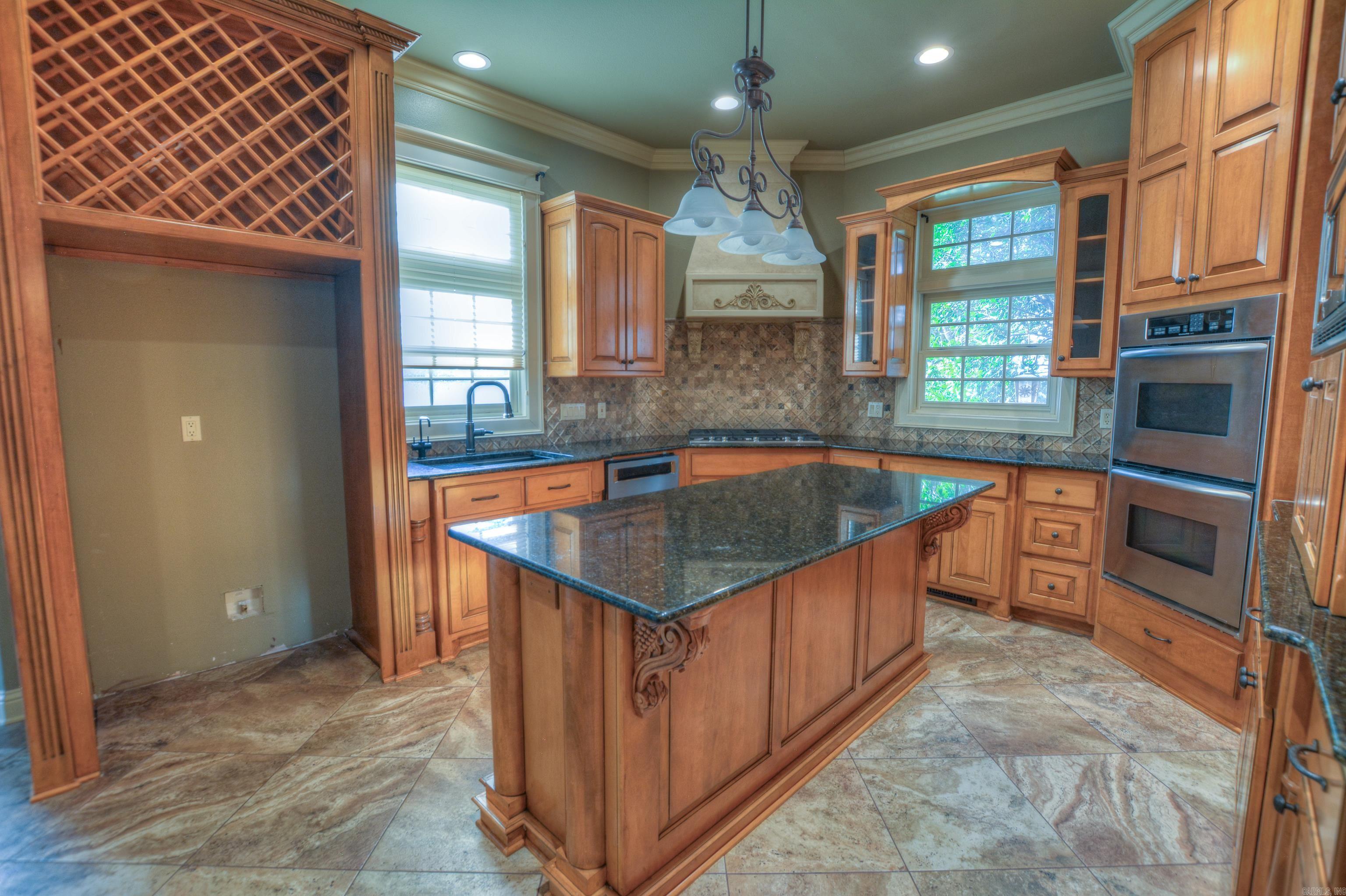 Grand Estate Living in Stonegate