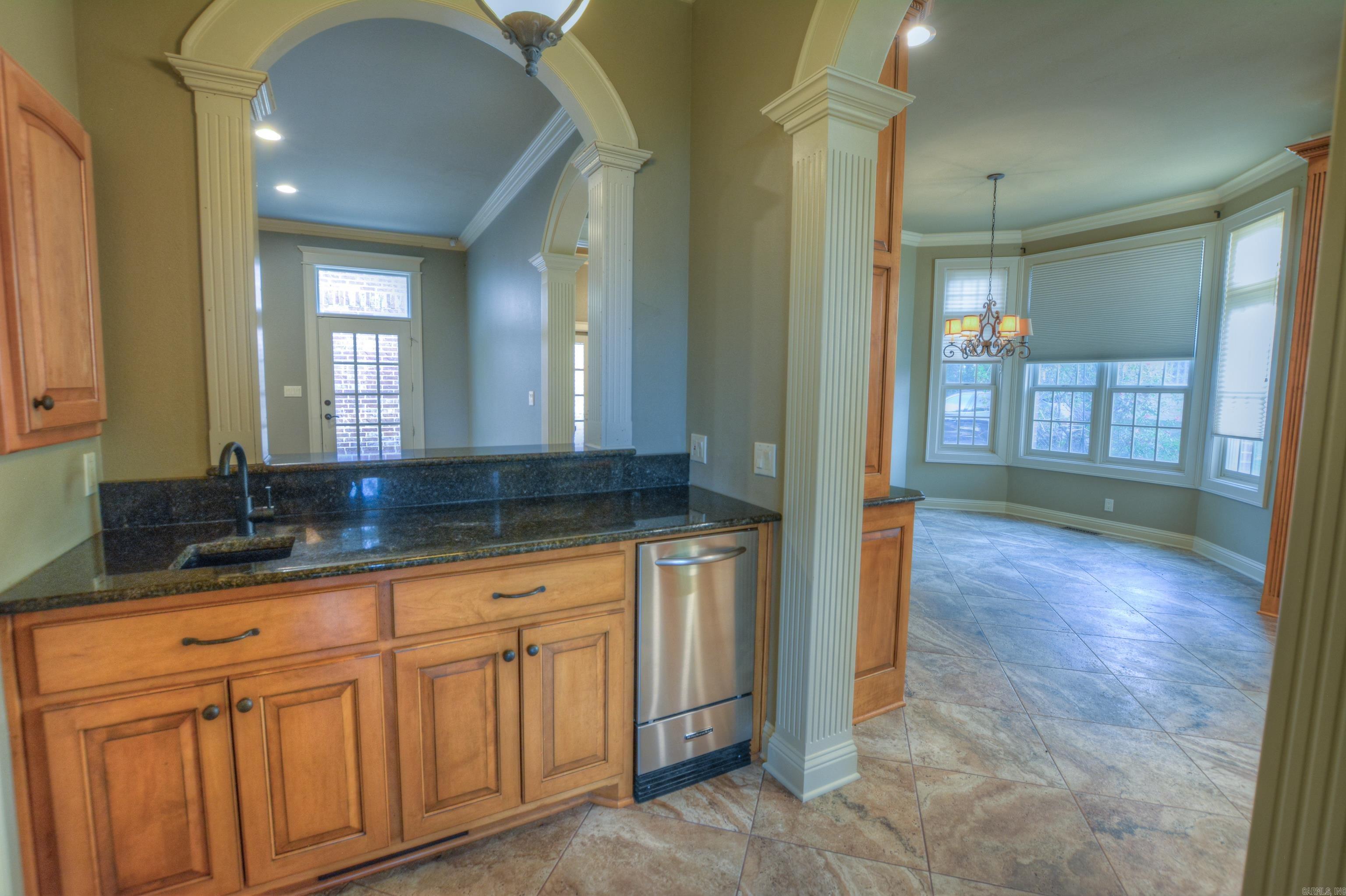 Grand Estate Living in Stonegate