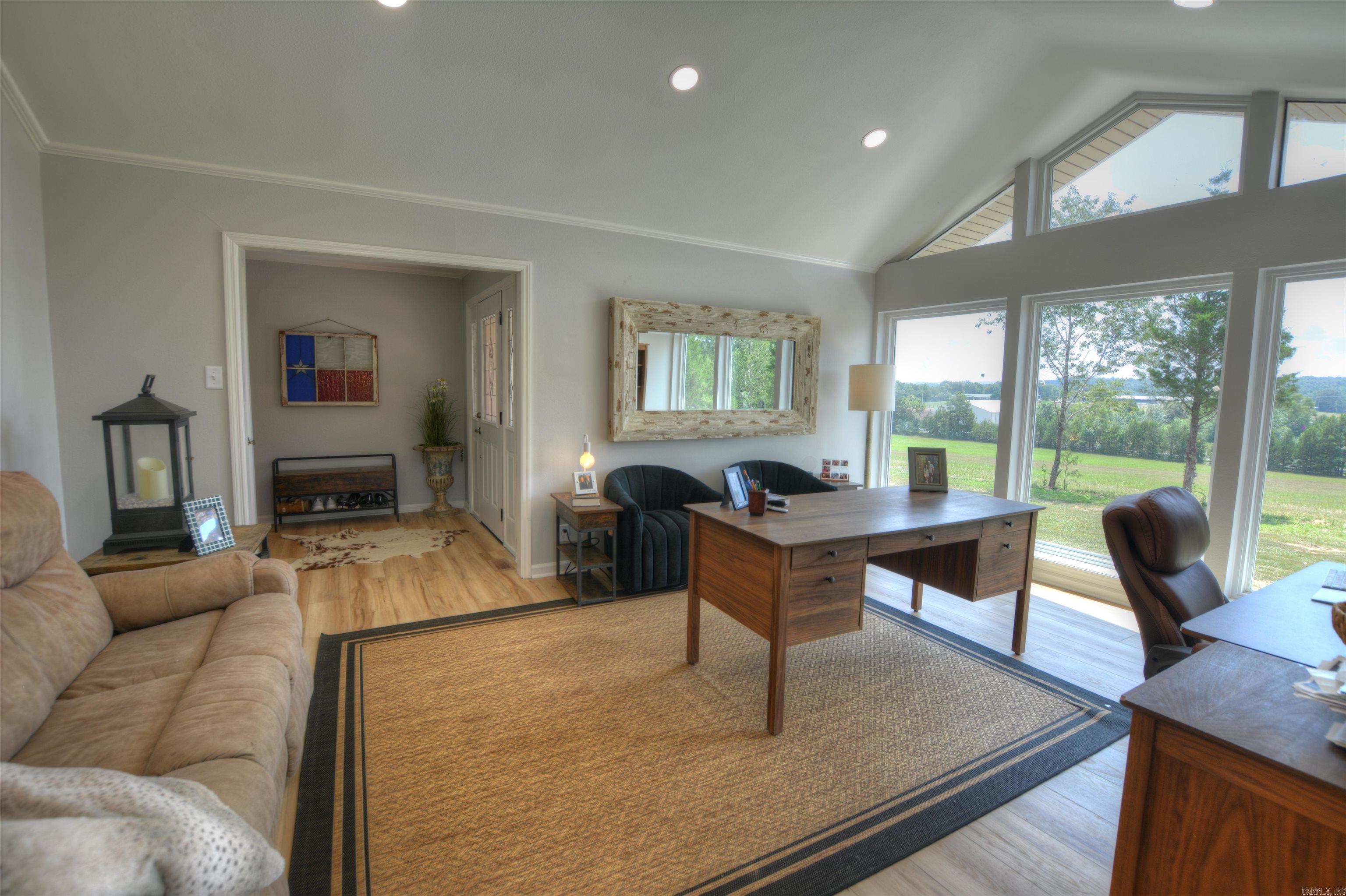 Dream Country Estate with Pool, Pond & 35 Acres