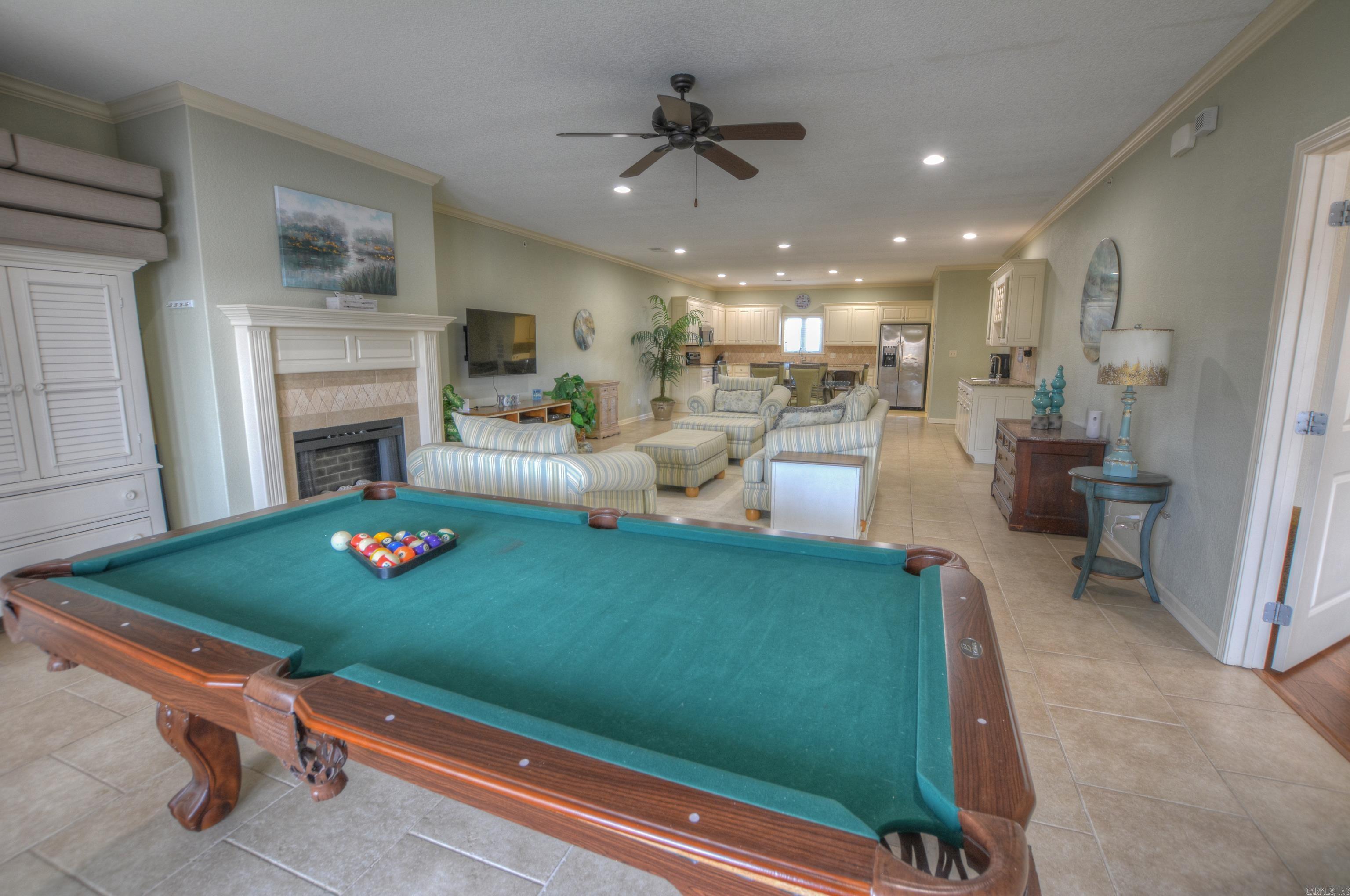 156 Villa Point Unit: B