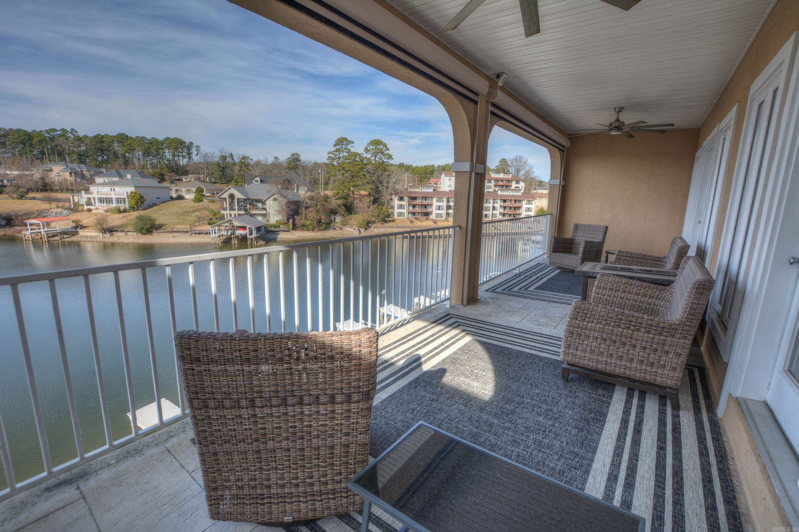 156 Villa Point Unit: B