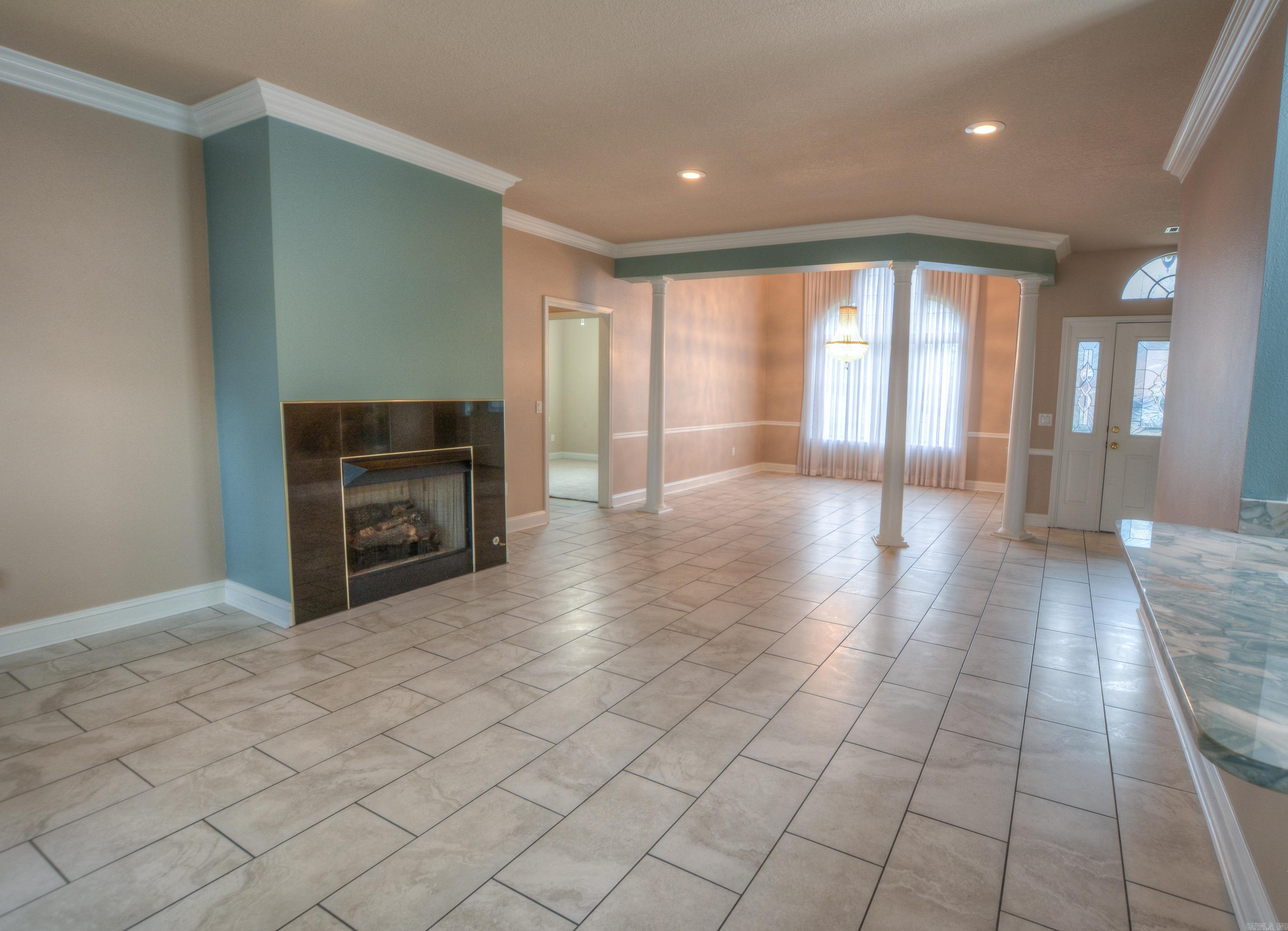 Easy Living in the Heart of Hot Springs 