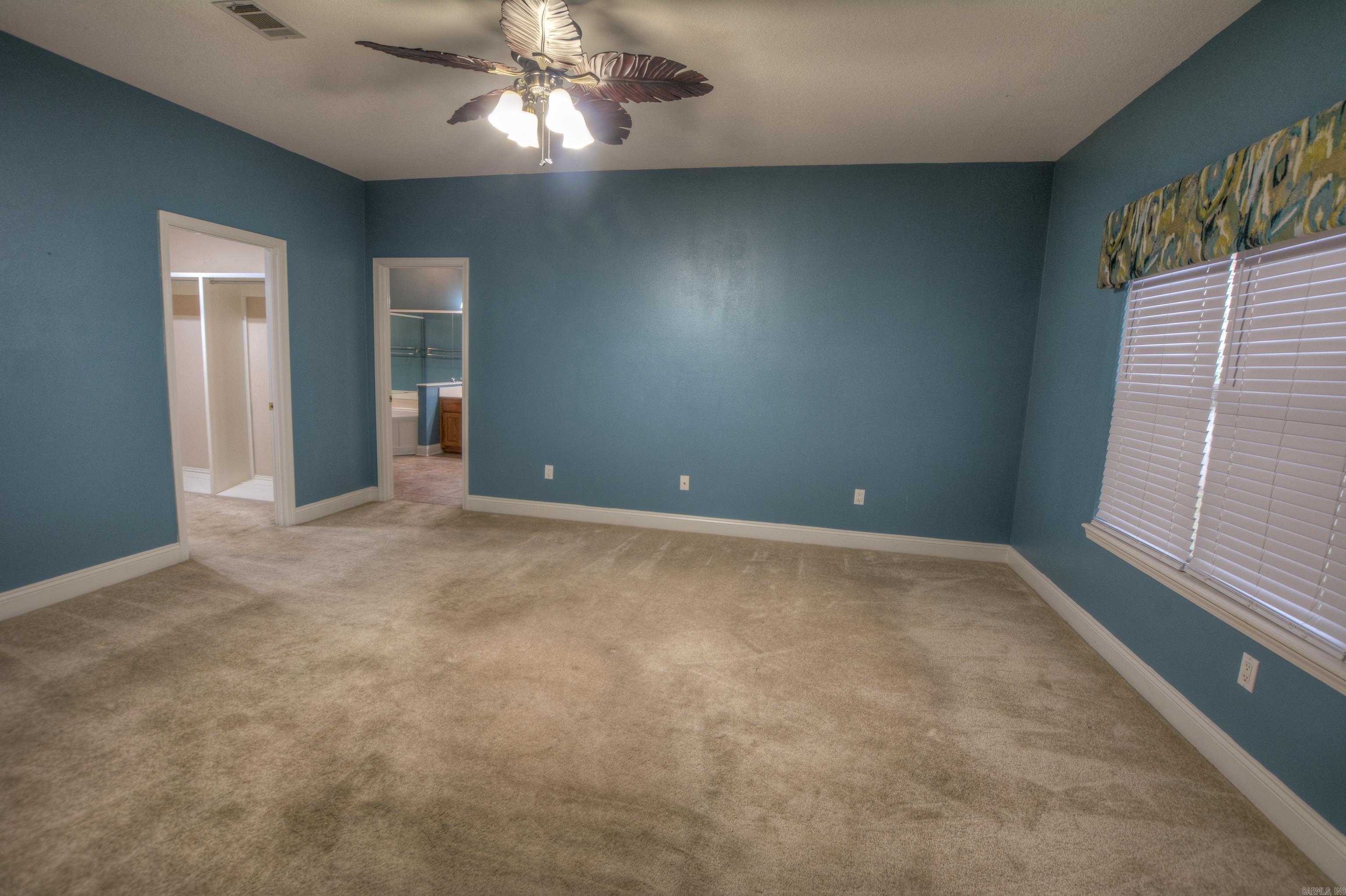 Easy Living in the Heart of Hot Springs 