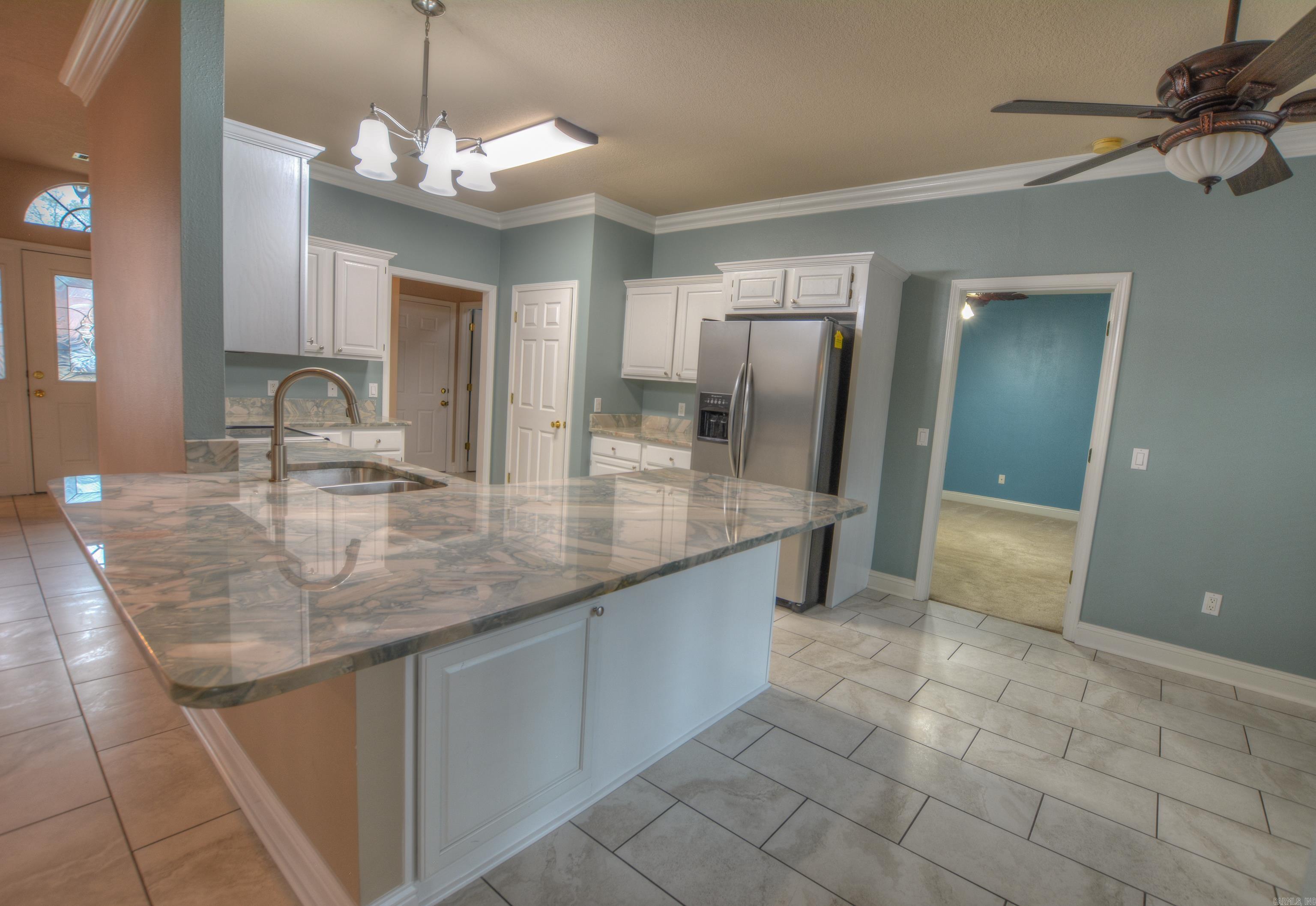 Easy Living in the Heart of Hot Springs 