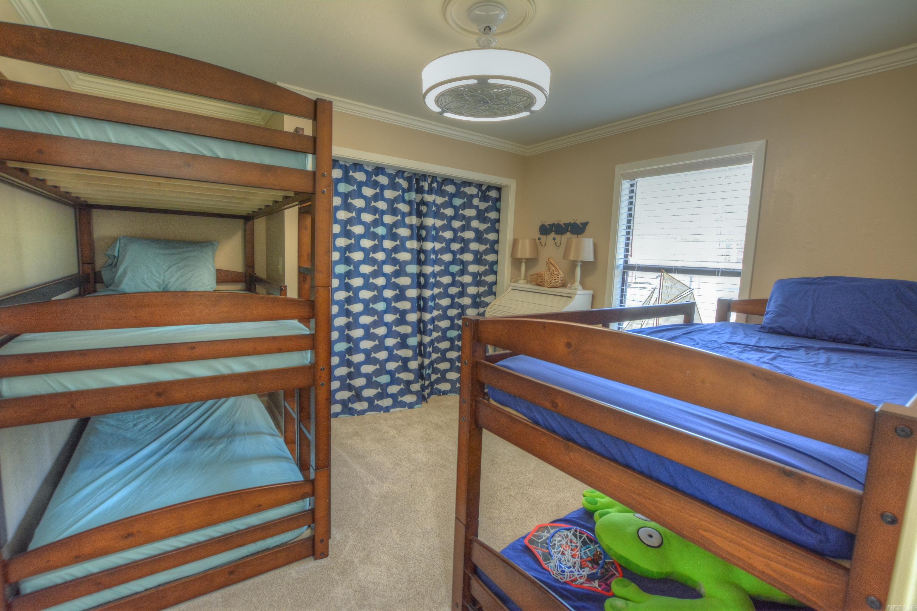 The Ultimate Entertaining Oasis on Lake Hamilton