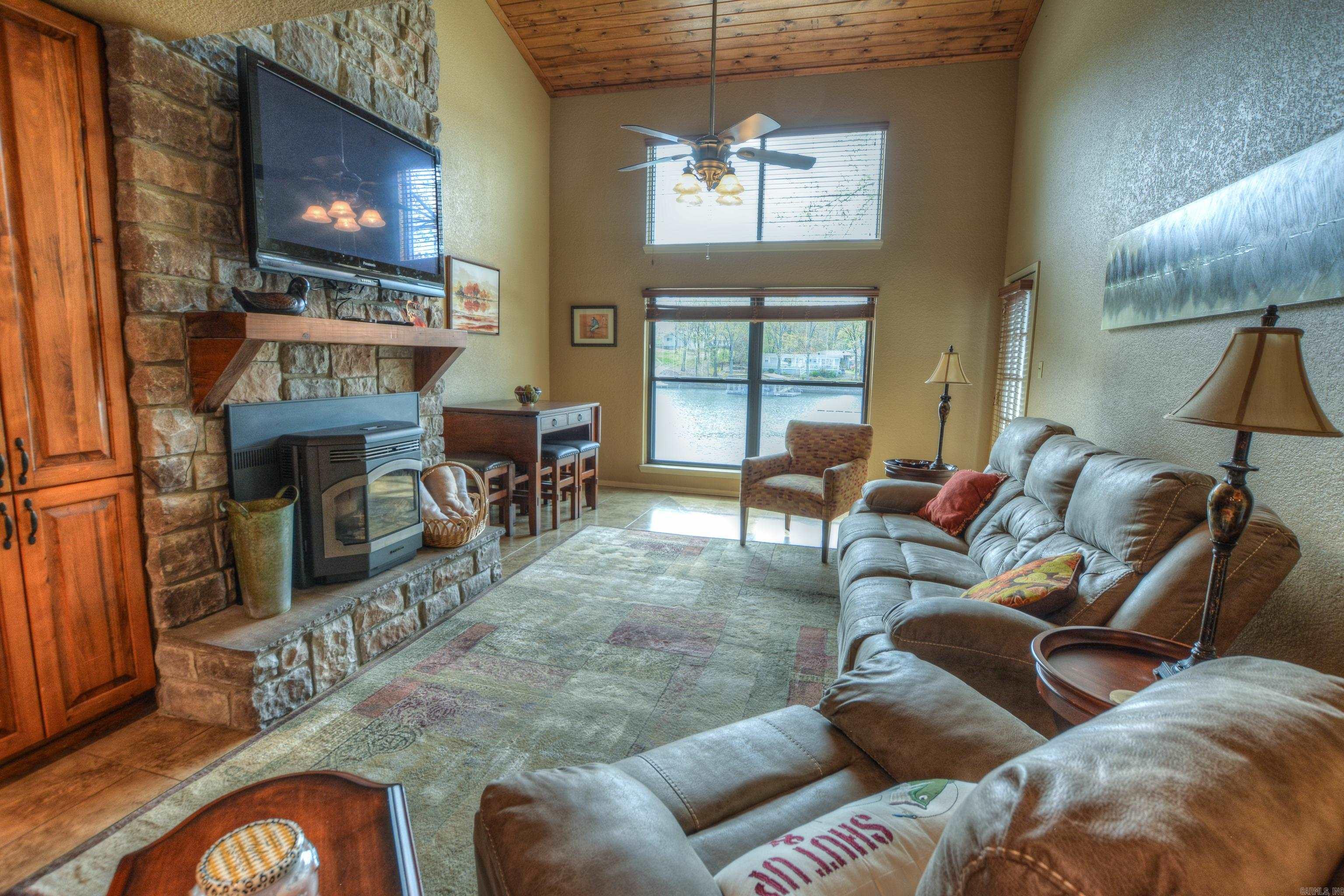 Island-Style Serenity