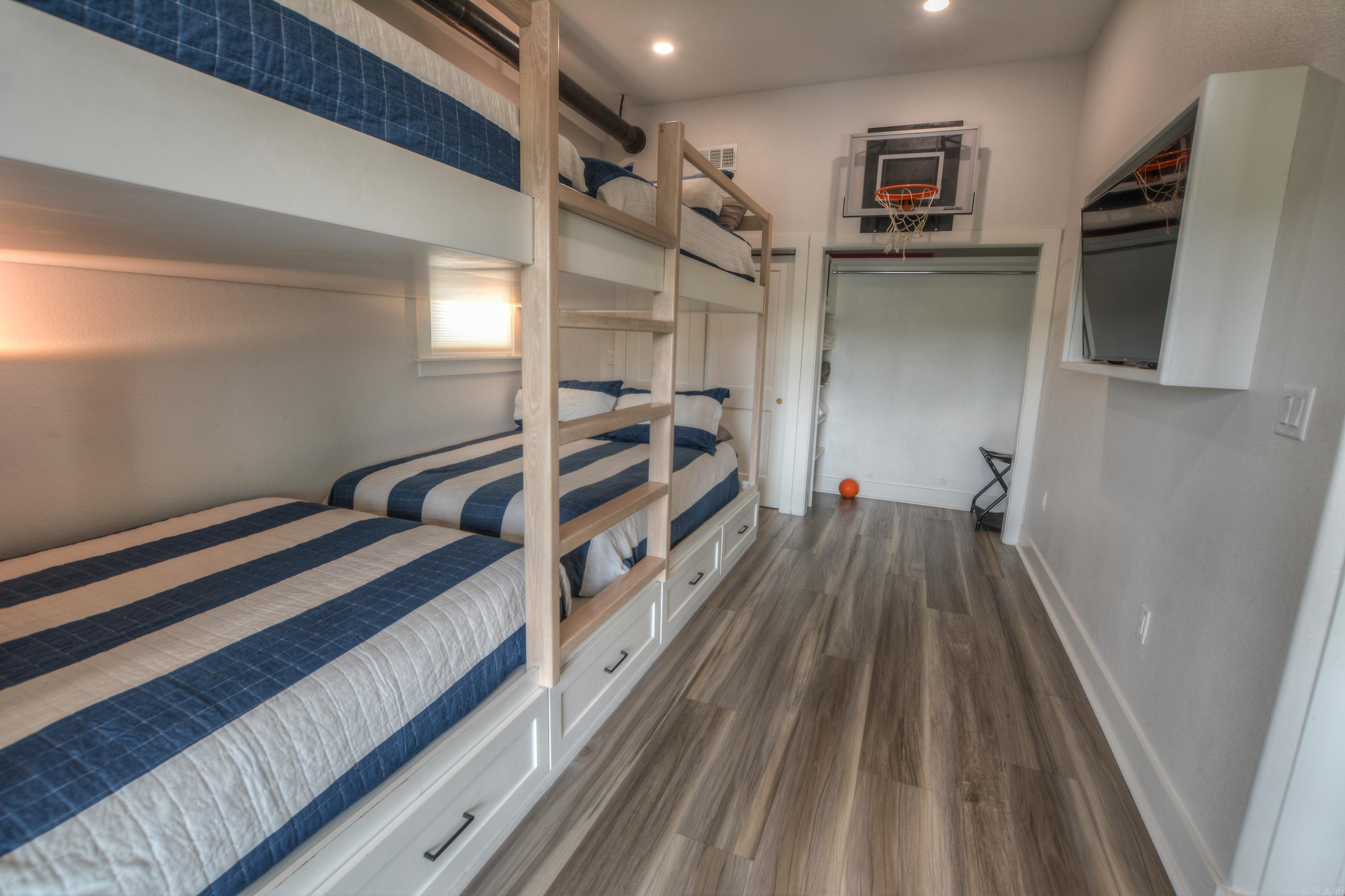 Turnkey Waterfront STR