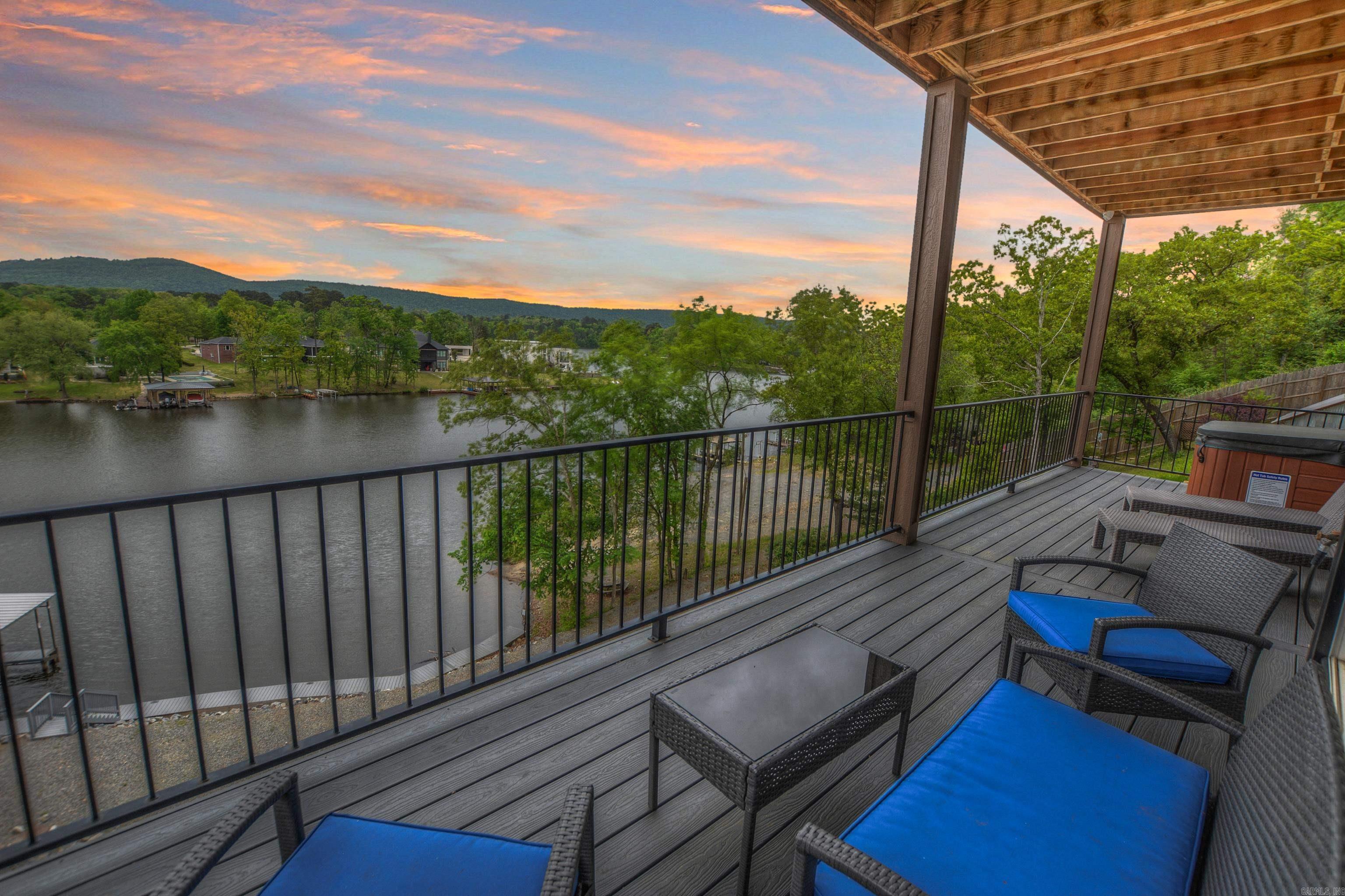 Turnkey Waterfront STR