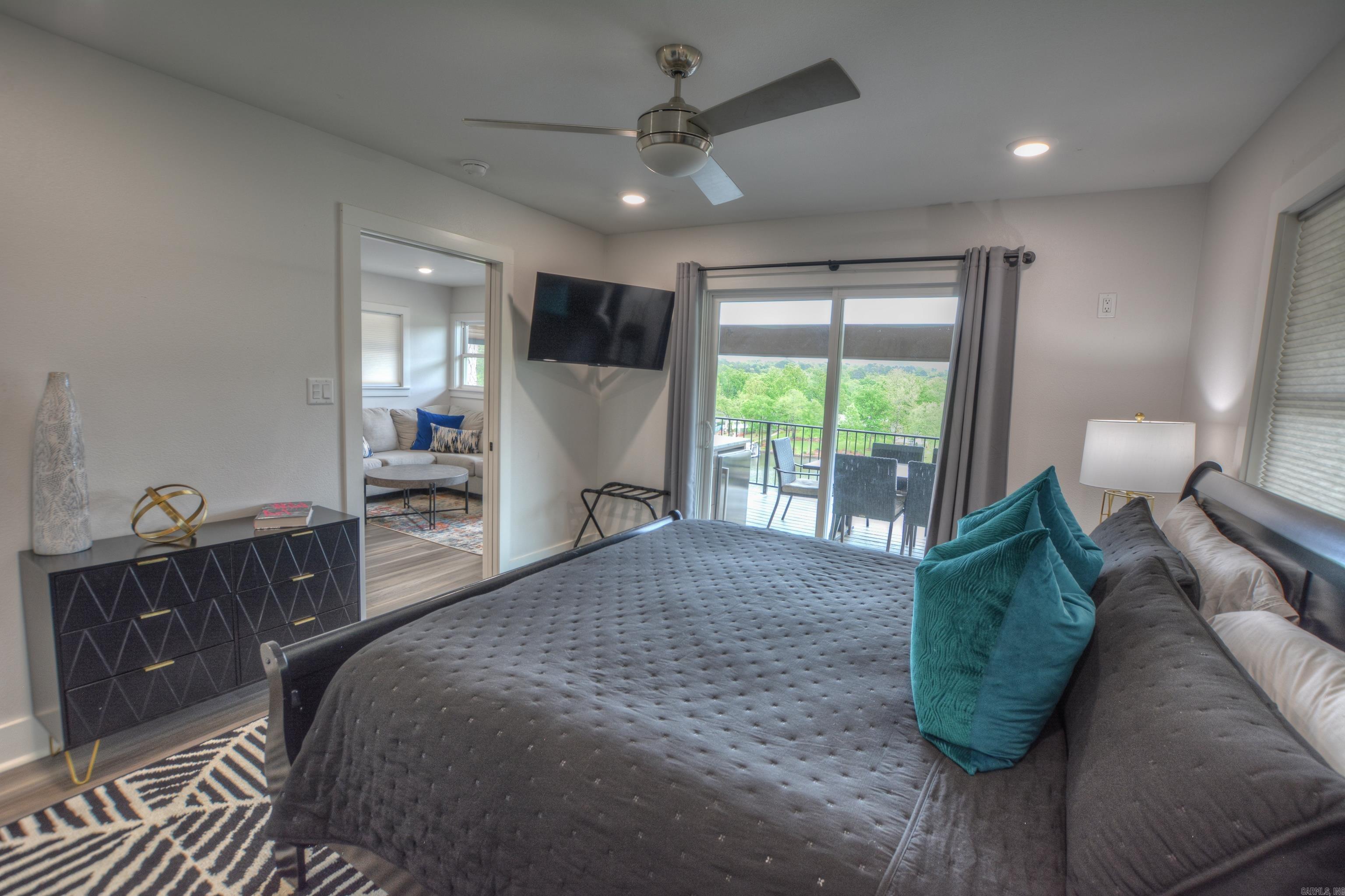 Turnkey Waterfront STR