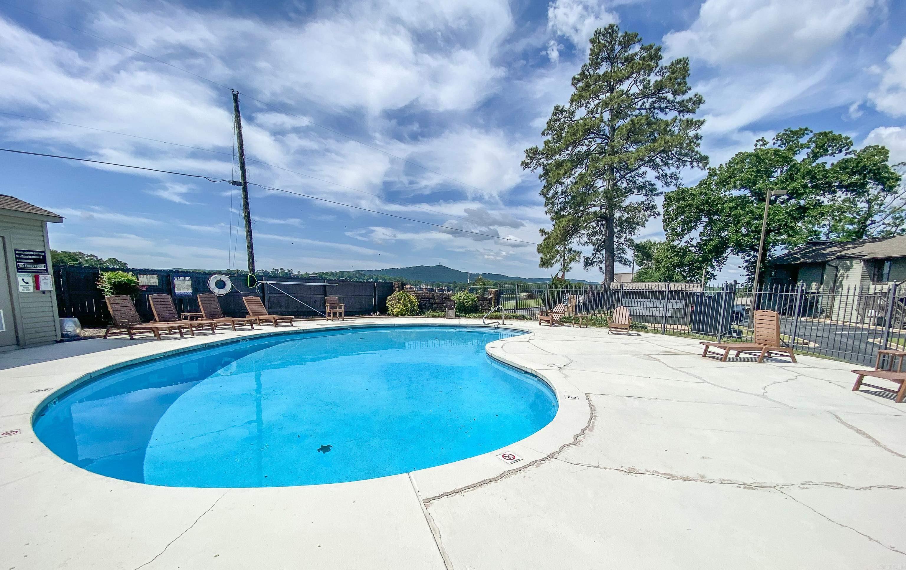 Front Row Lake Views at The Landing!