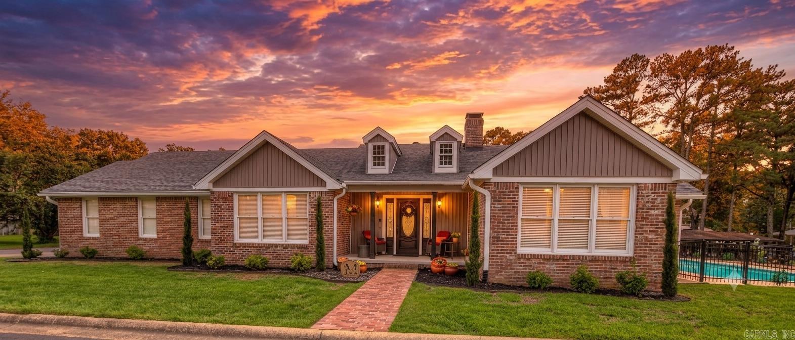 105 Waters Edge Cove