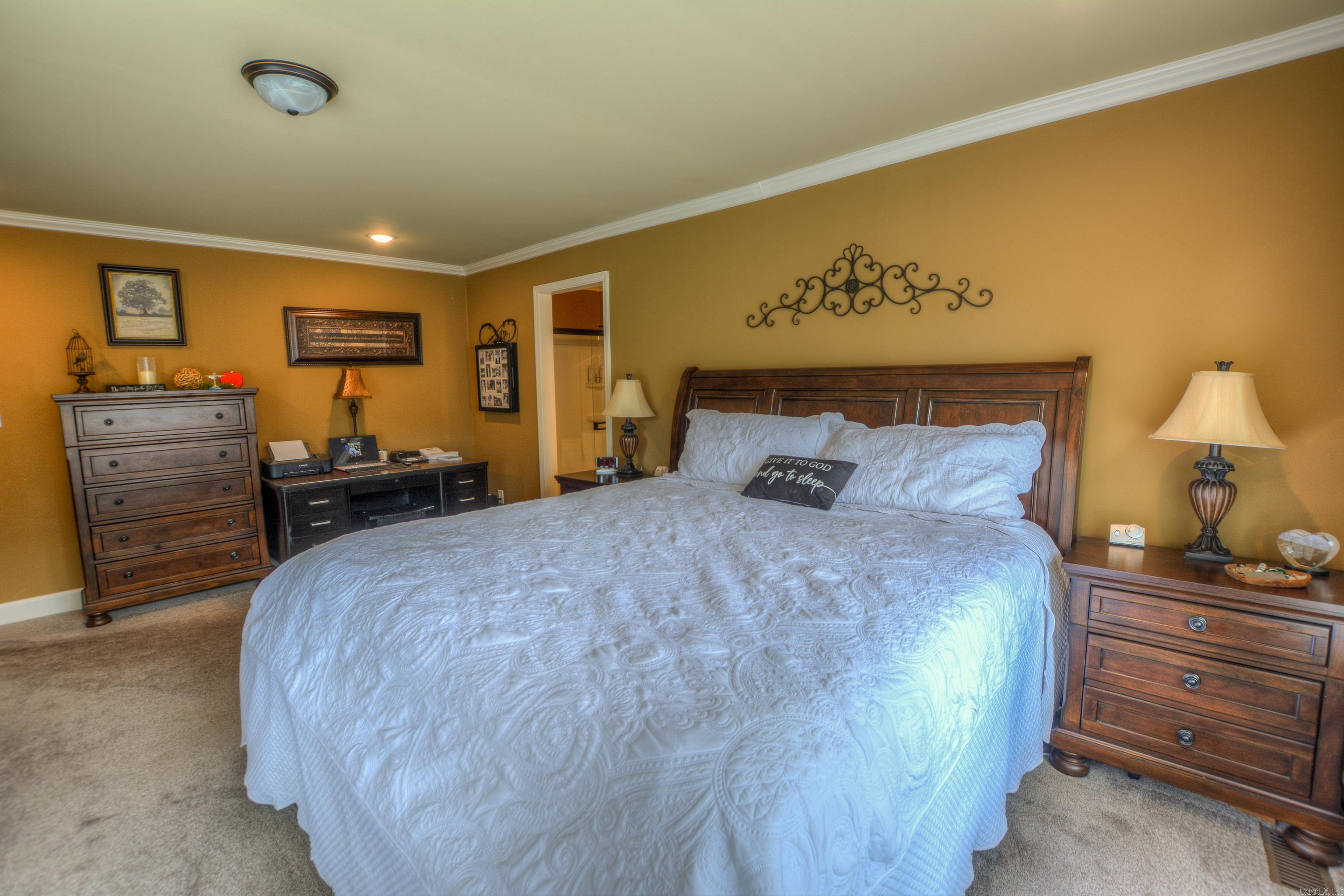 105 Waters Edge Cove
