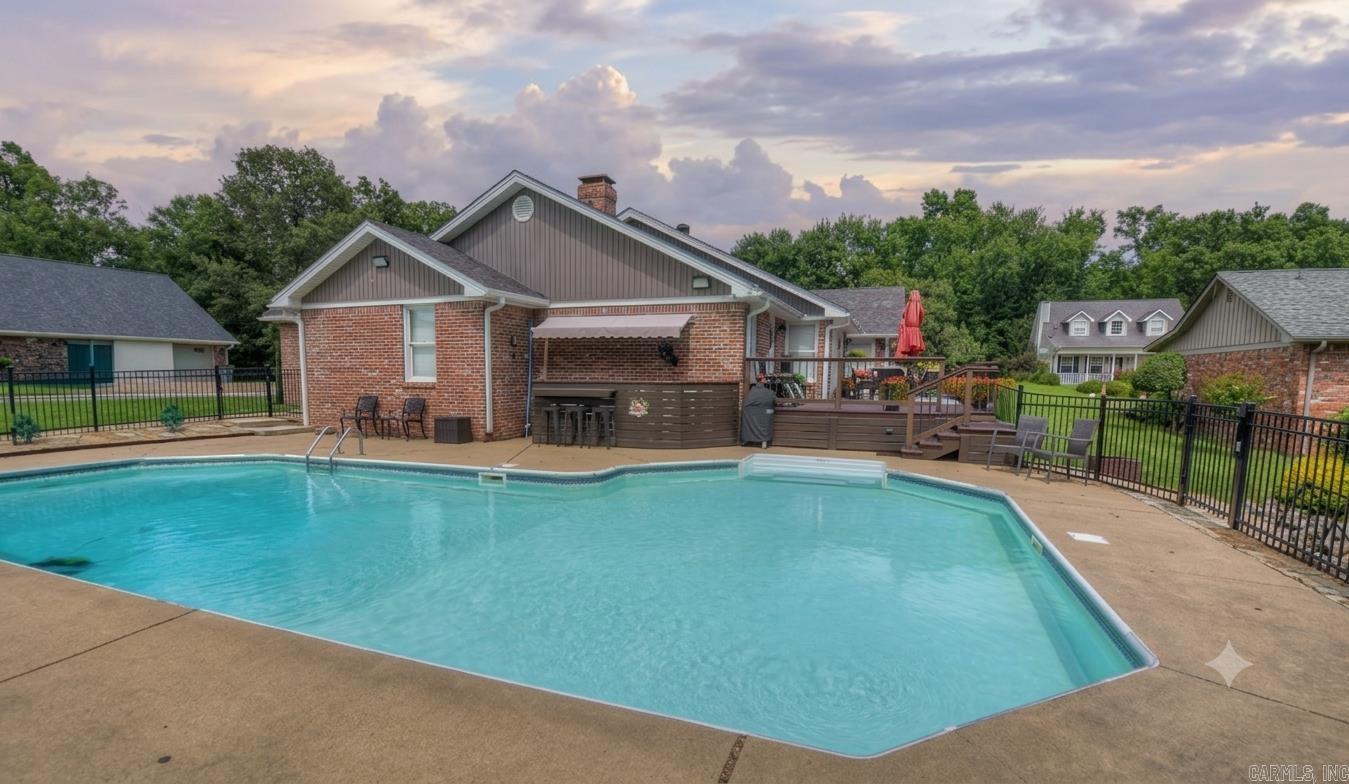 105 Waters Edge Cove