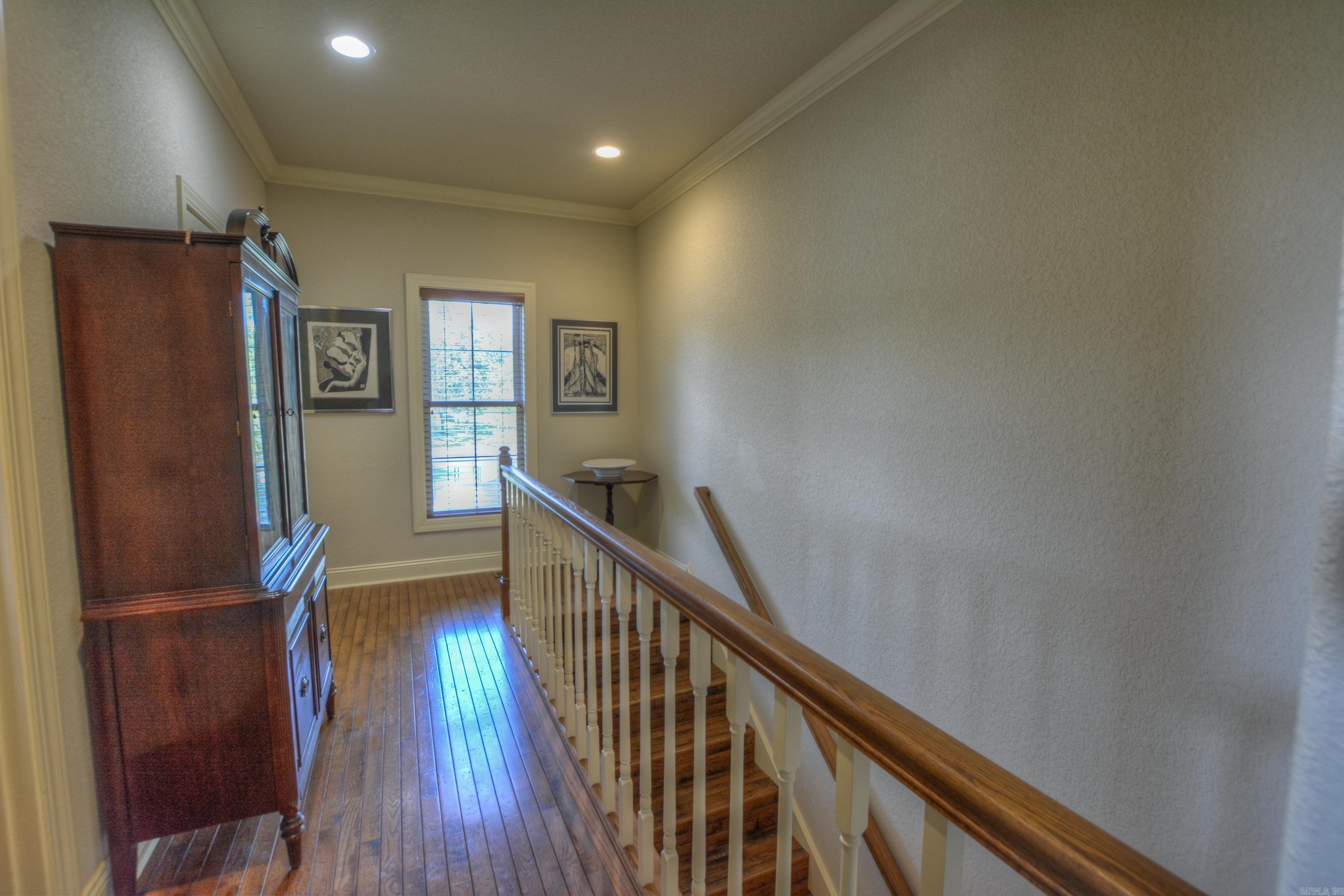 Charming Lake Hamilton Waterfront Home with Private Dock