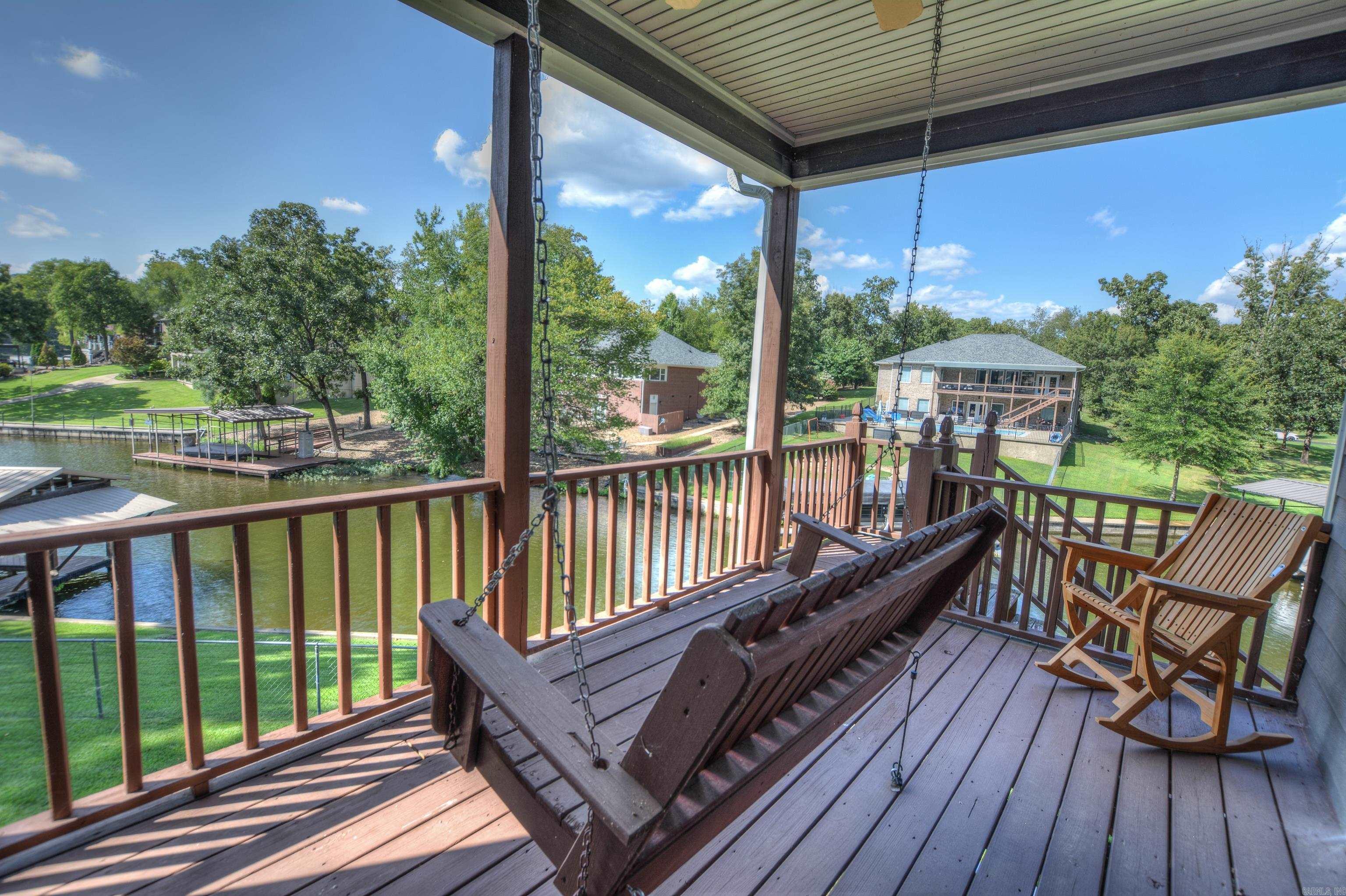 Charming Lake Hamilton Waterfront Home with Private Dock