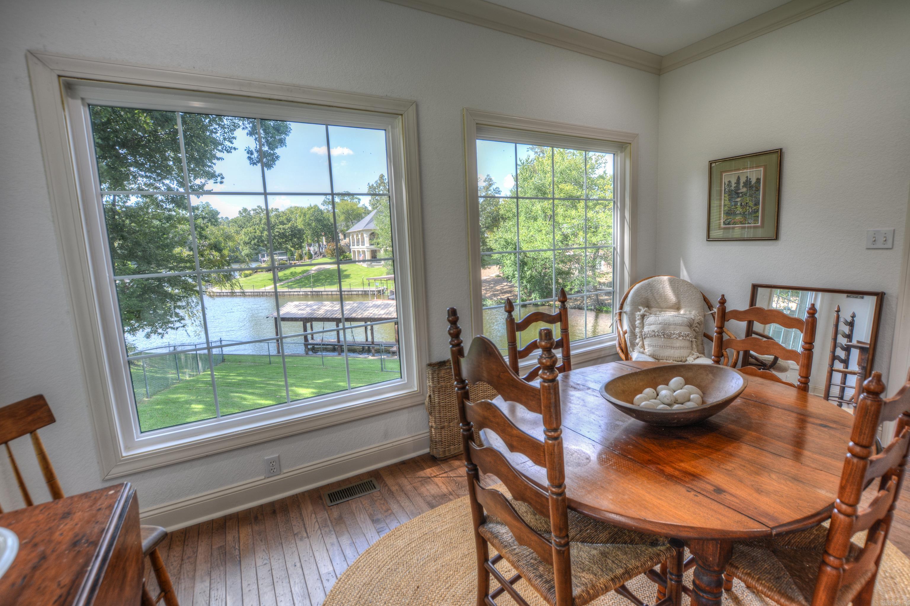 Charming Lake Hamilton Waterfront Home with Private Dock