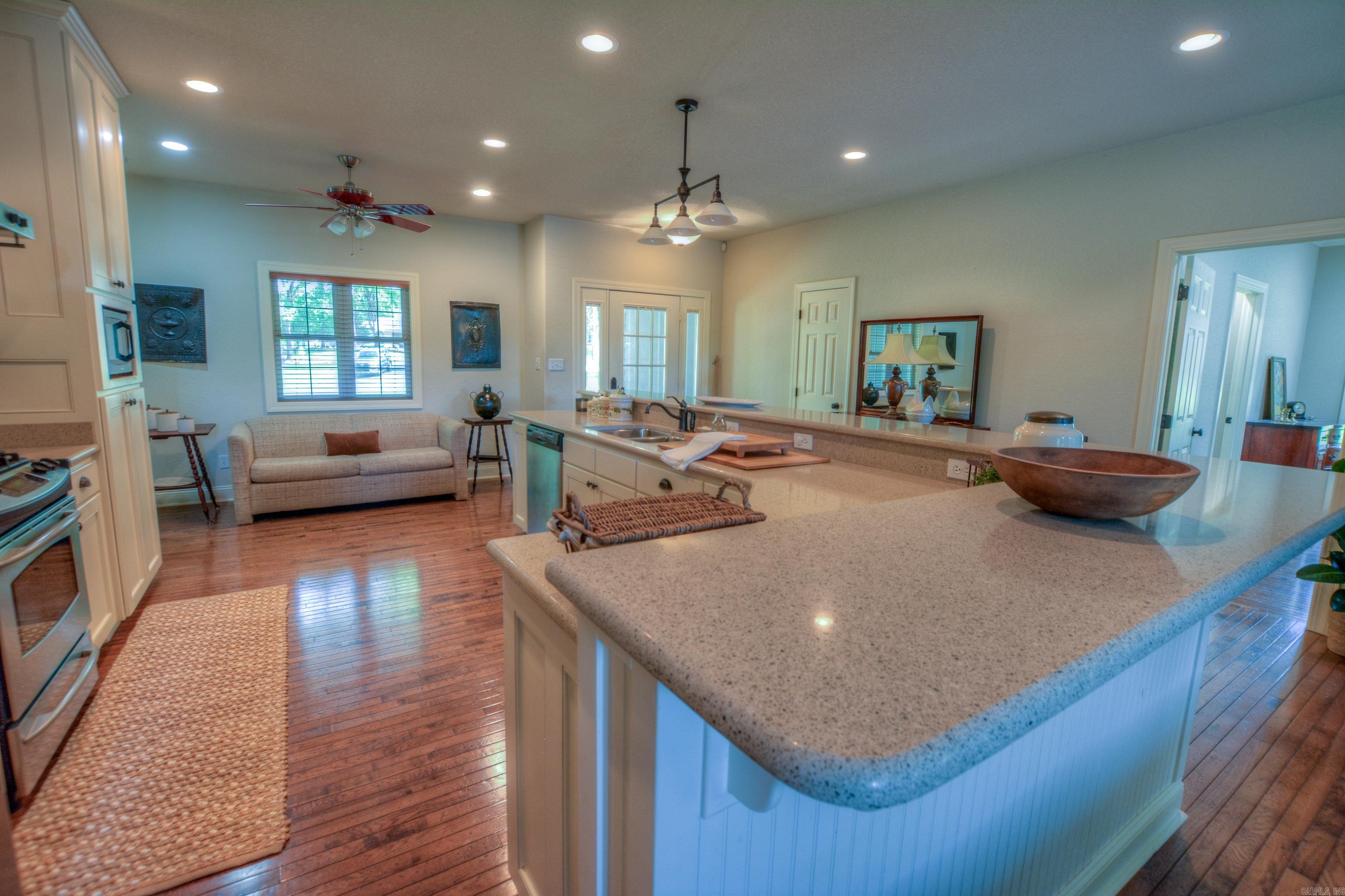 Charming Lake Hamilton Waterfront Home with Private Dock
