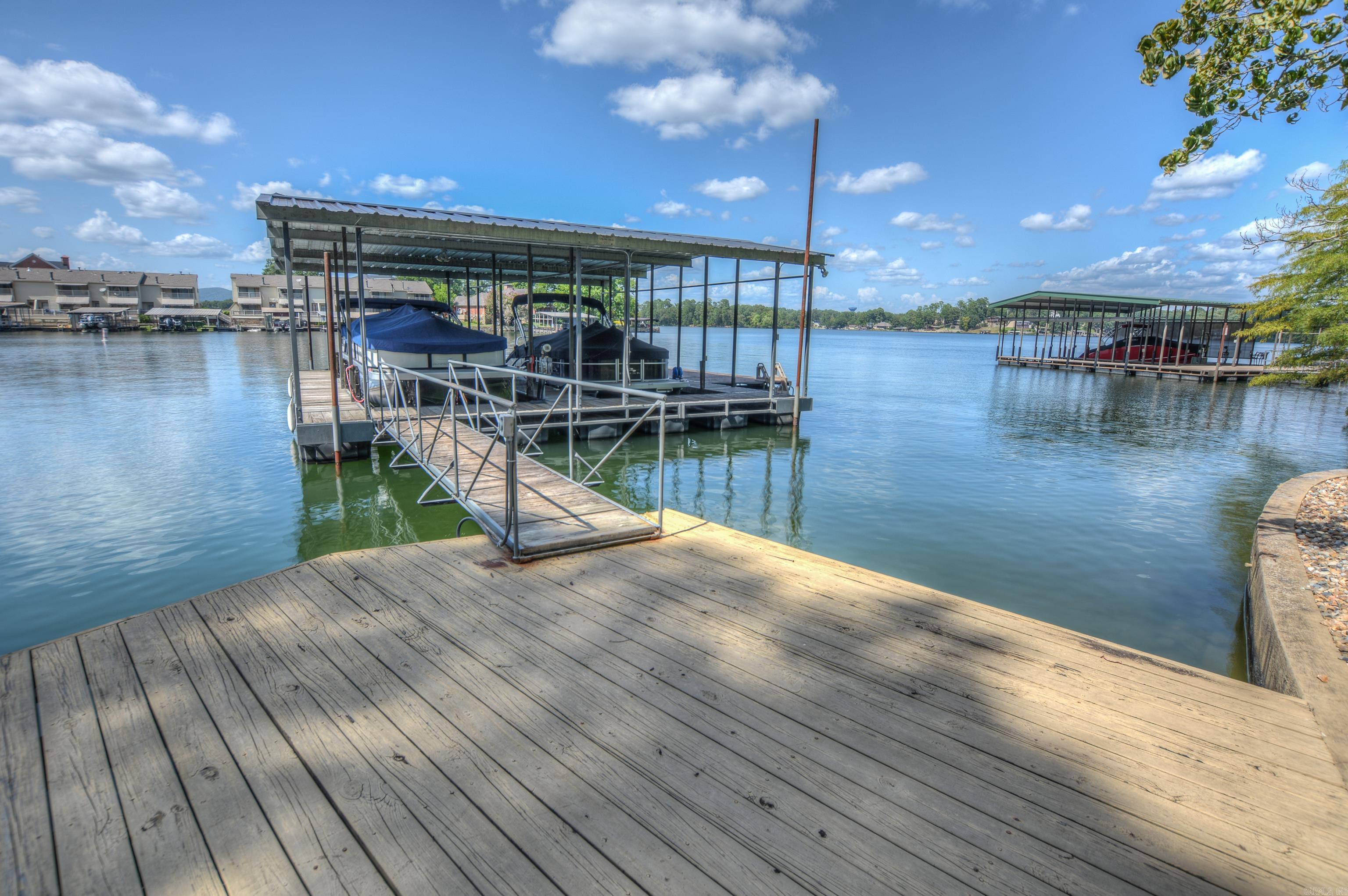 Lake Hamilton Architectural Masterpiece
