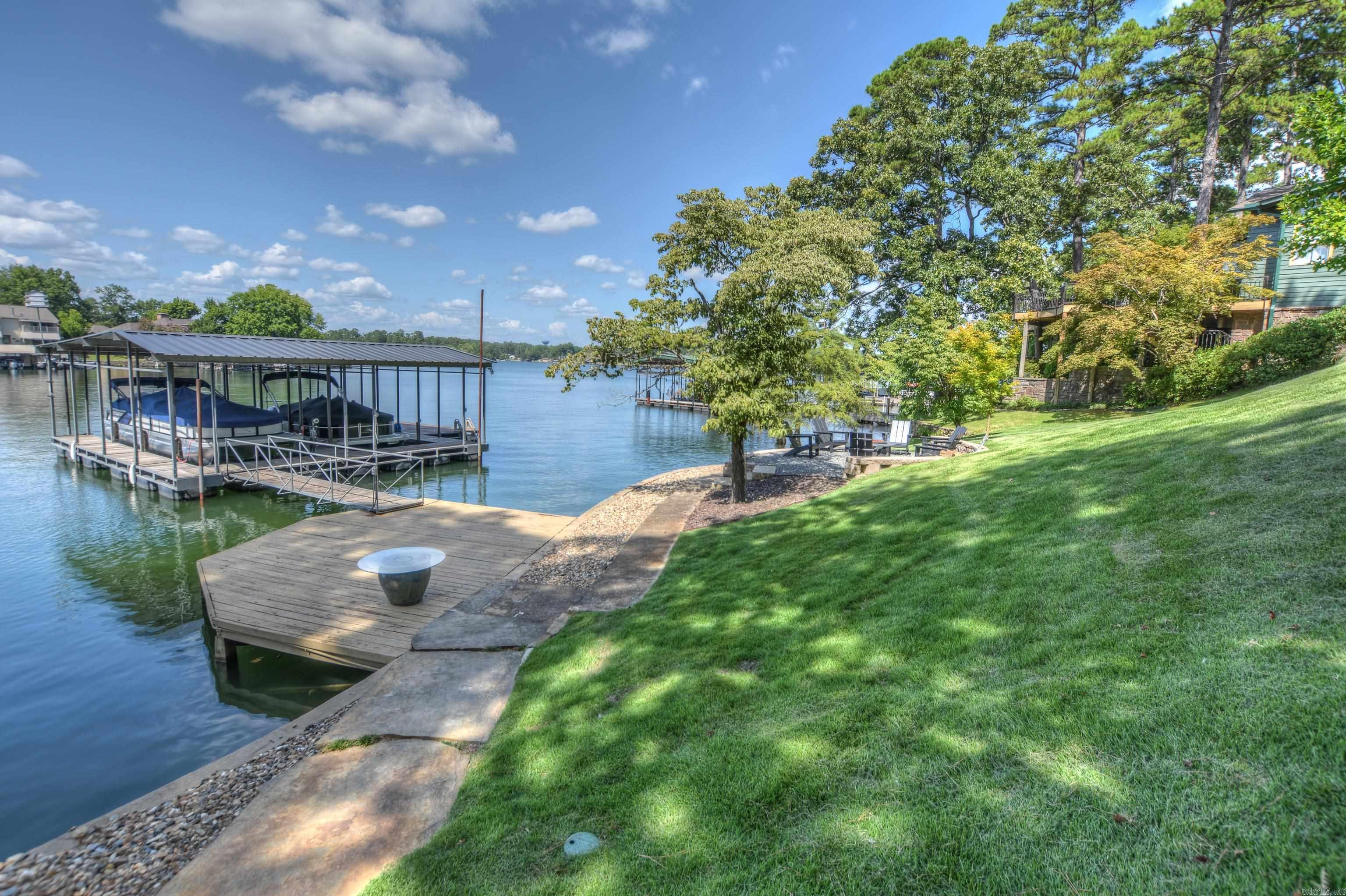 Lake Hamilton Architectural Masterpiece