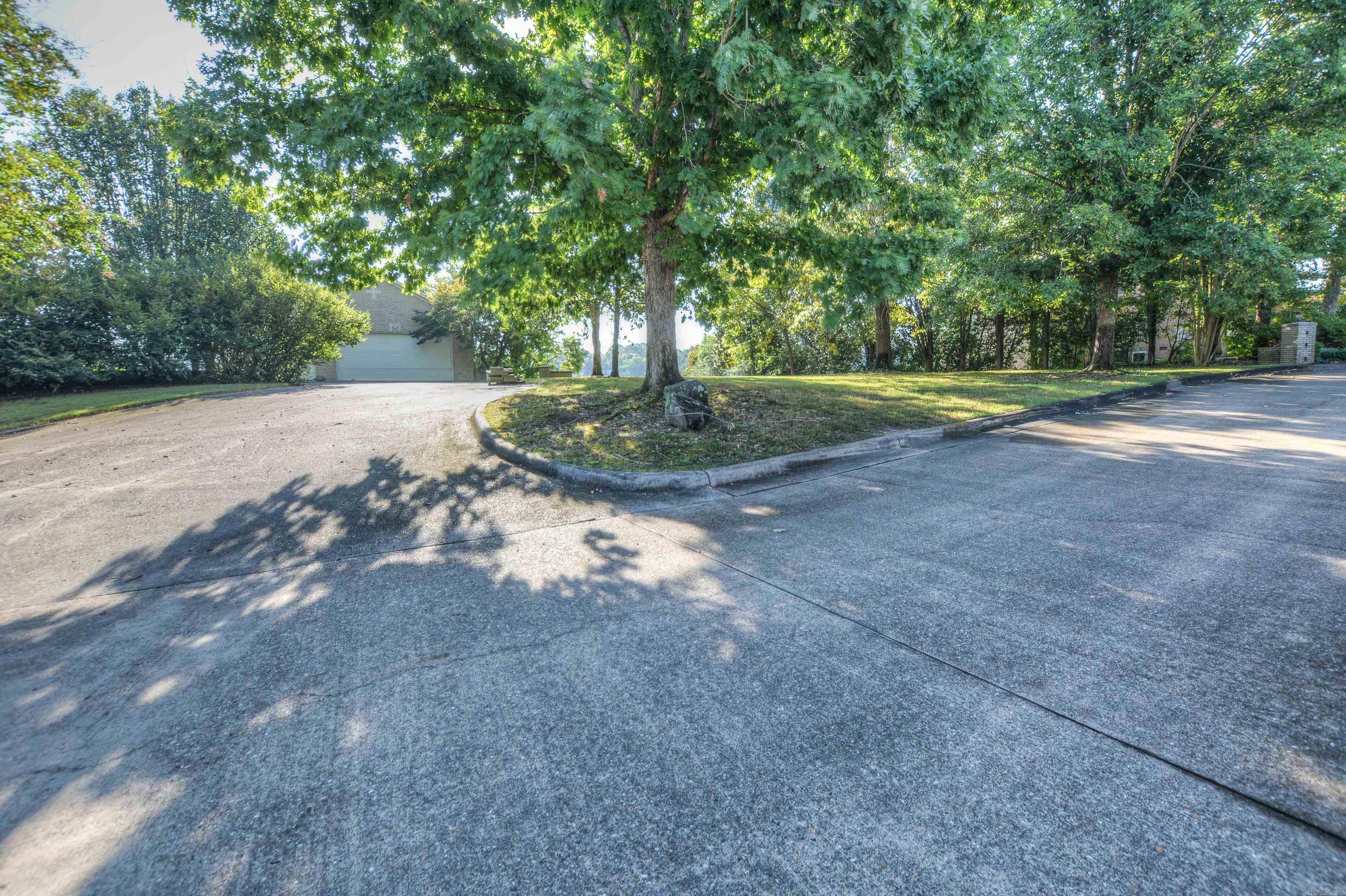 Gated Lakesouth Estates Waterfront Lot