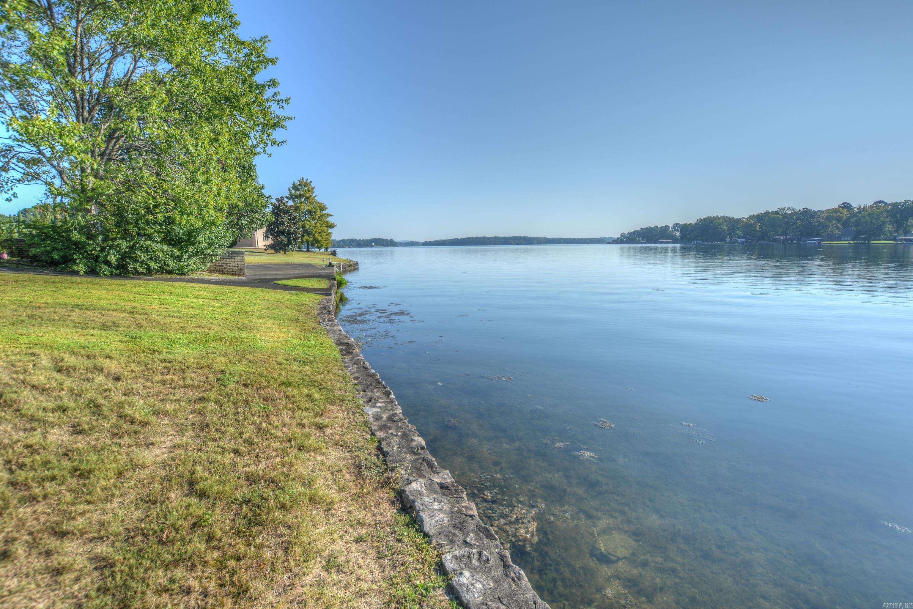 Gated Lakesouth Estates Waterfront Lot