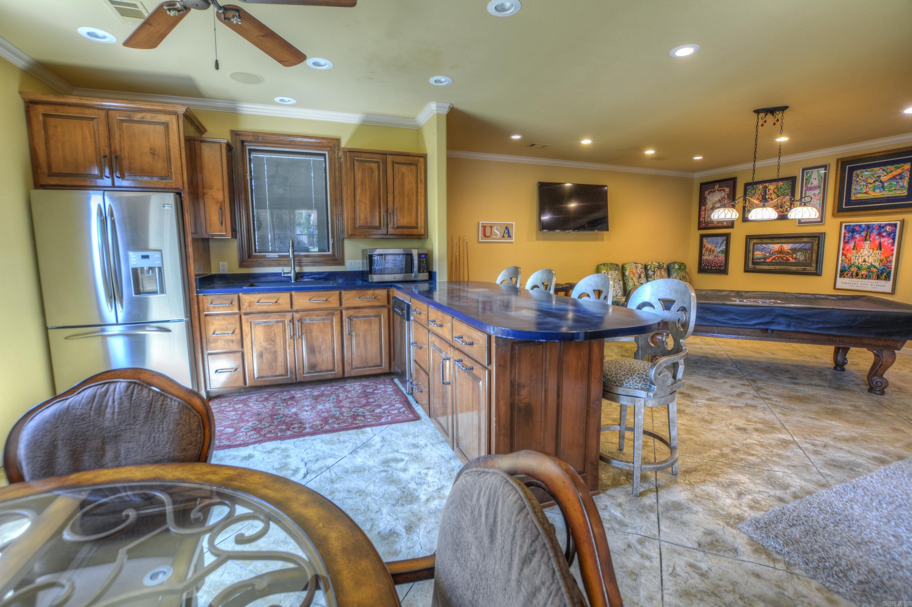 Lake Hamilton Entertainer's Dream