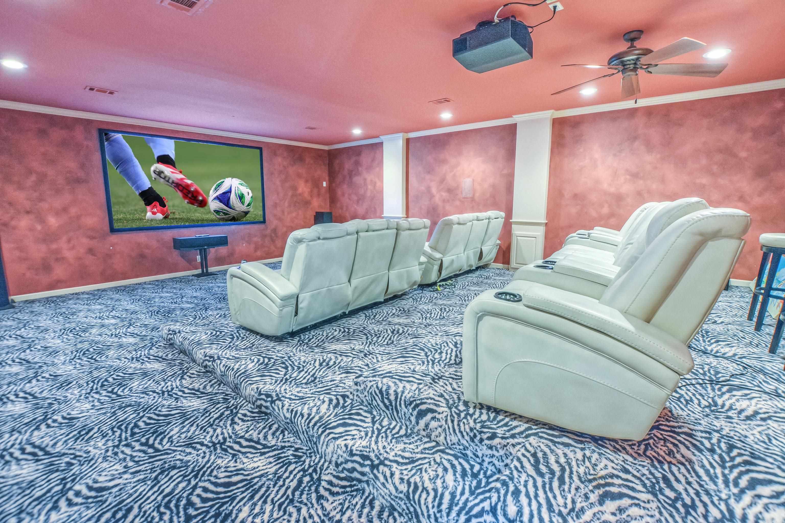 Lake Hamilton Entertainer's Dream