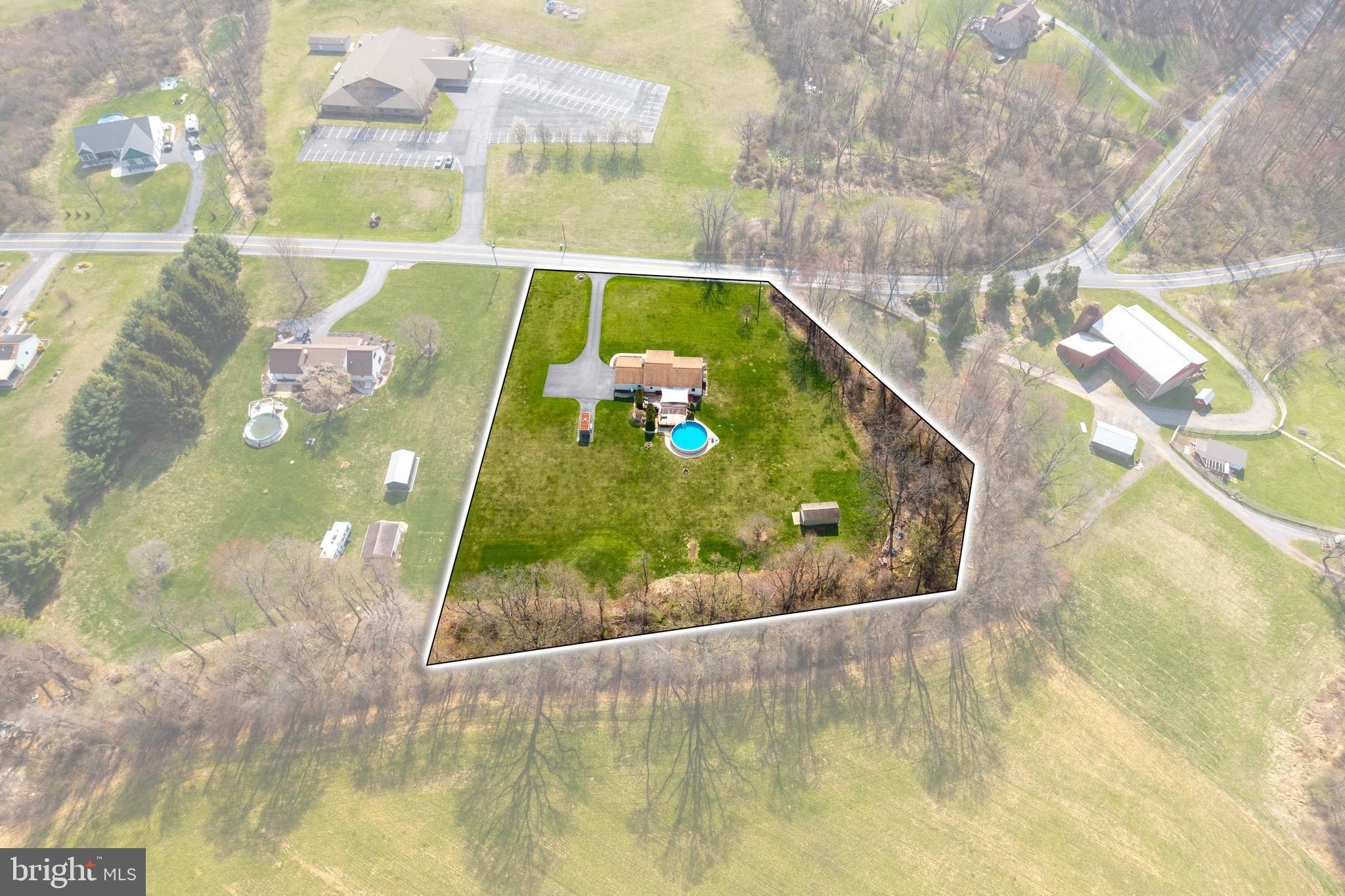 28 LOBACHSVILLE ROAD