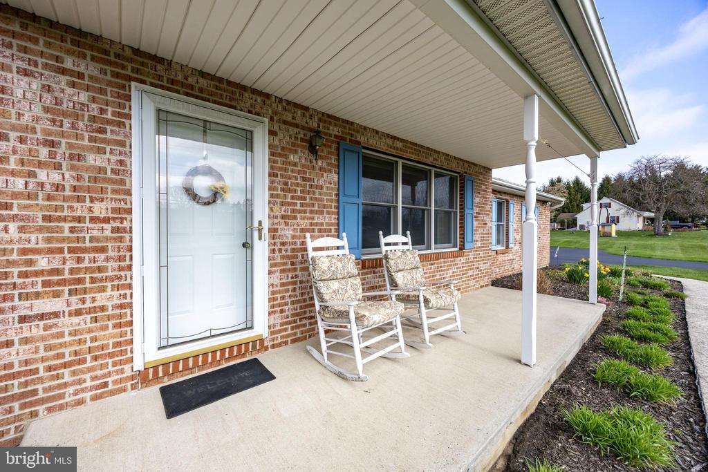 28 LOBACHSVILLE ROAD