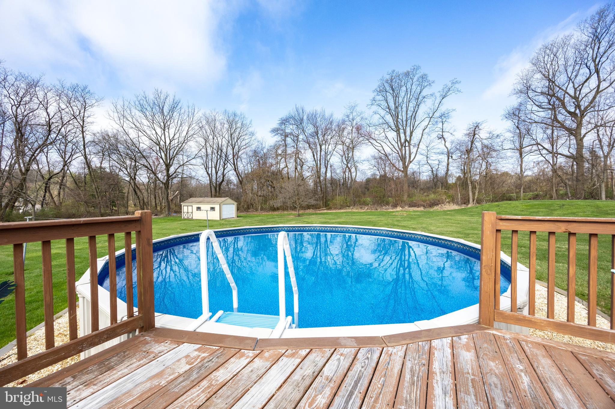 28 LOBACHSVILLE ROAD