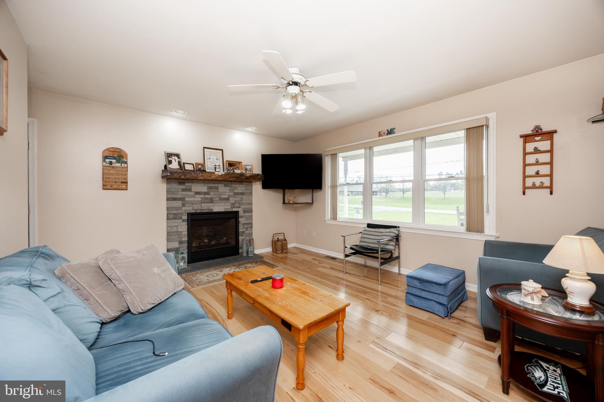 28 LOBACHSVILLE ROAD