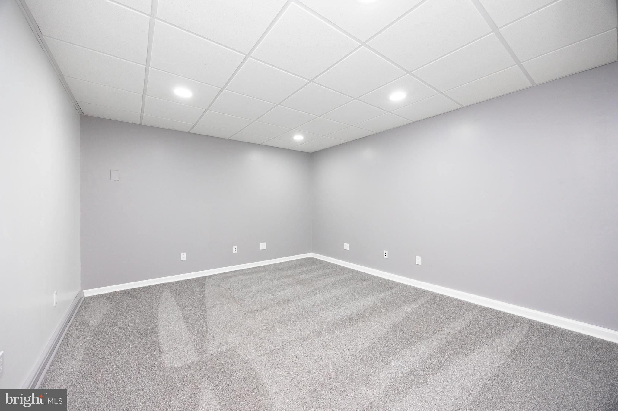 28 LOBACHSVILLE ROAD