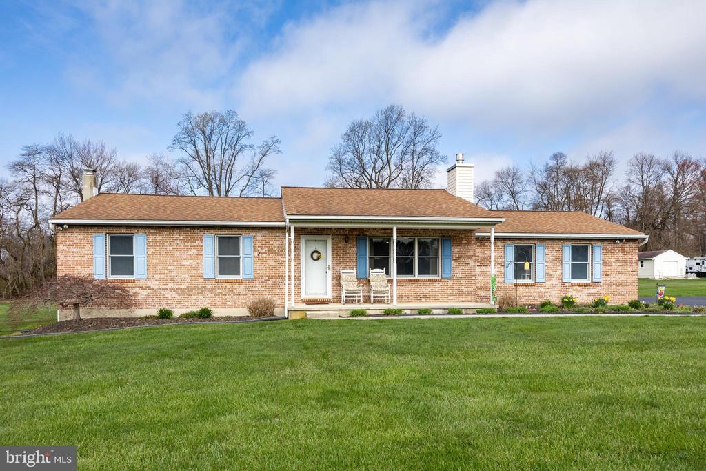 28 LOBACHSVILLE ROAD