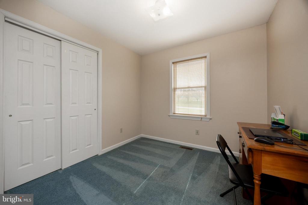 28 LOBACHSVILLE ROAD