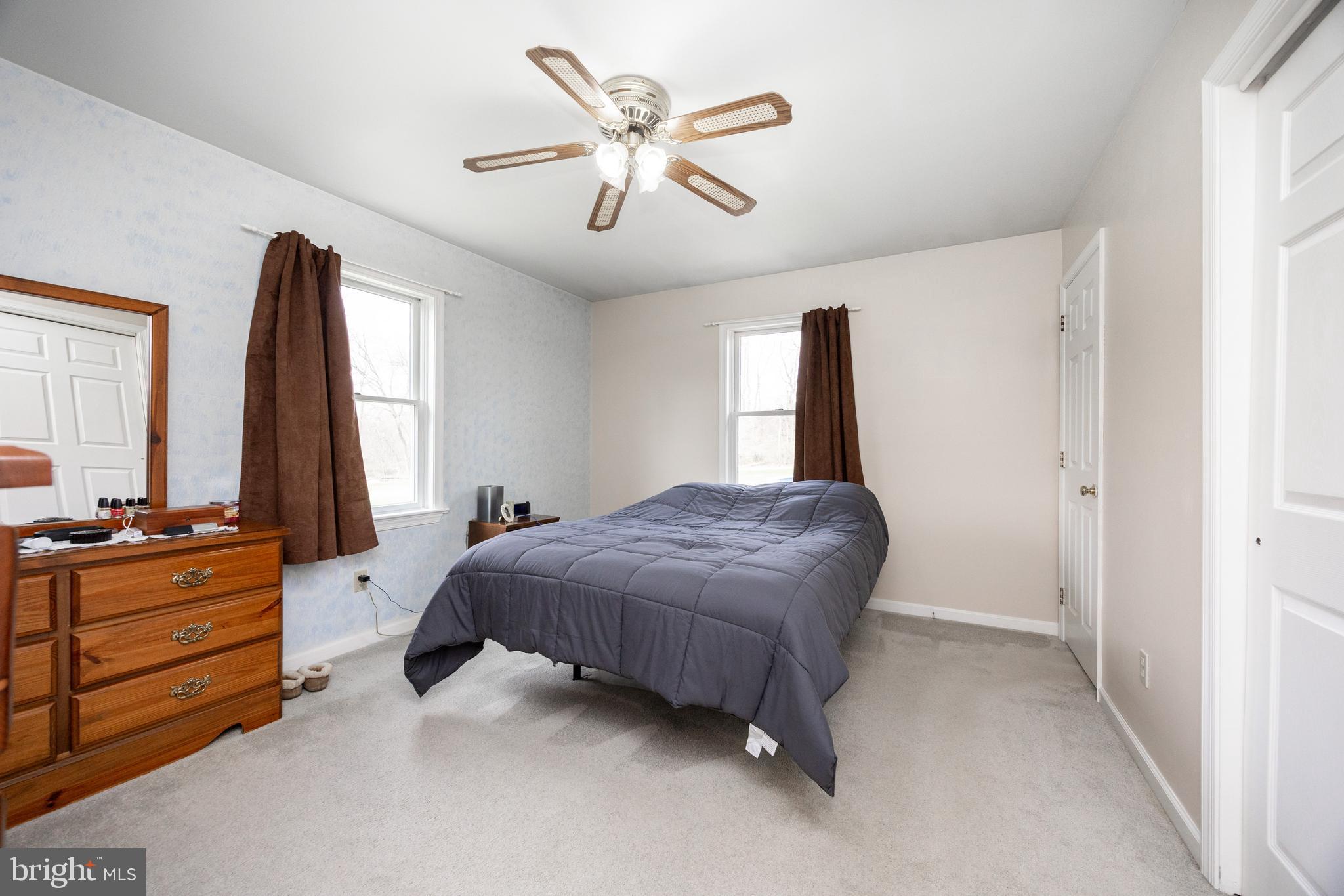 28 LOBACHSVILLE ROAD