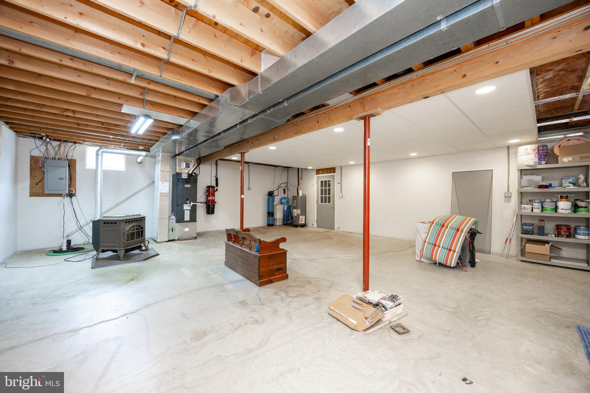 28 LOBACHSVILLE ROAD