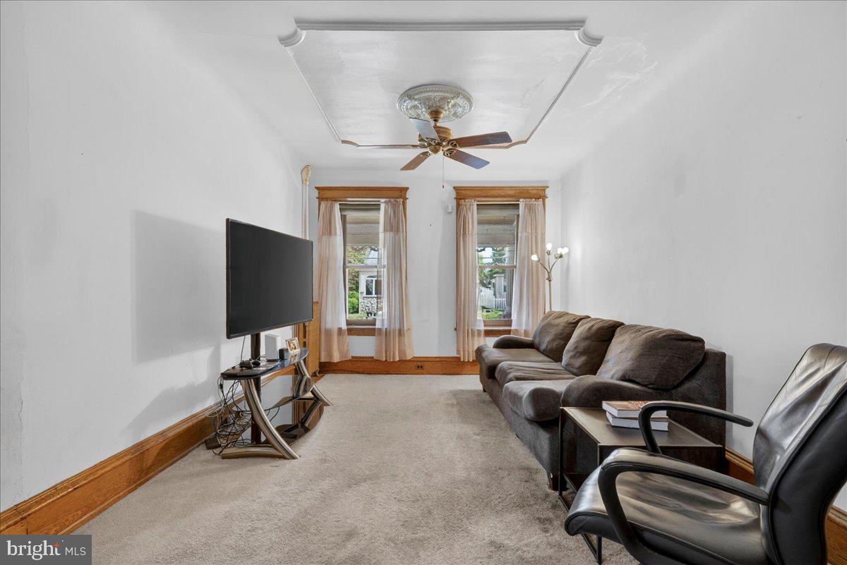 545 WALNUT STREET