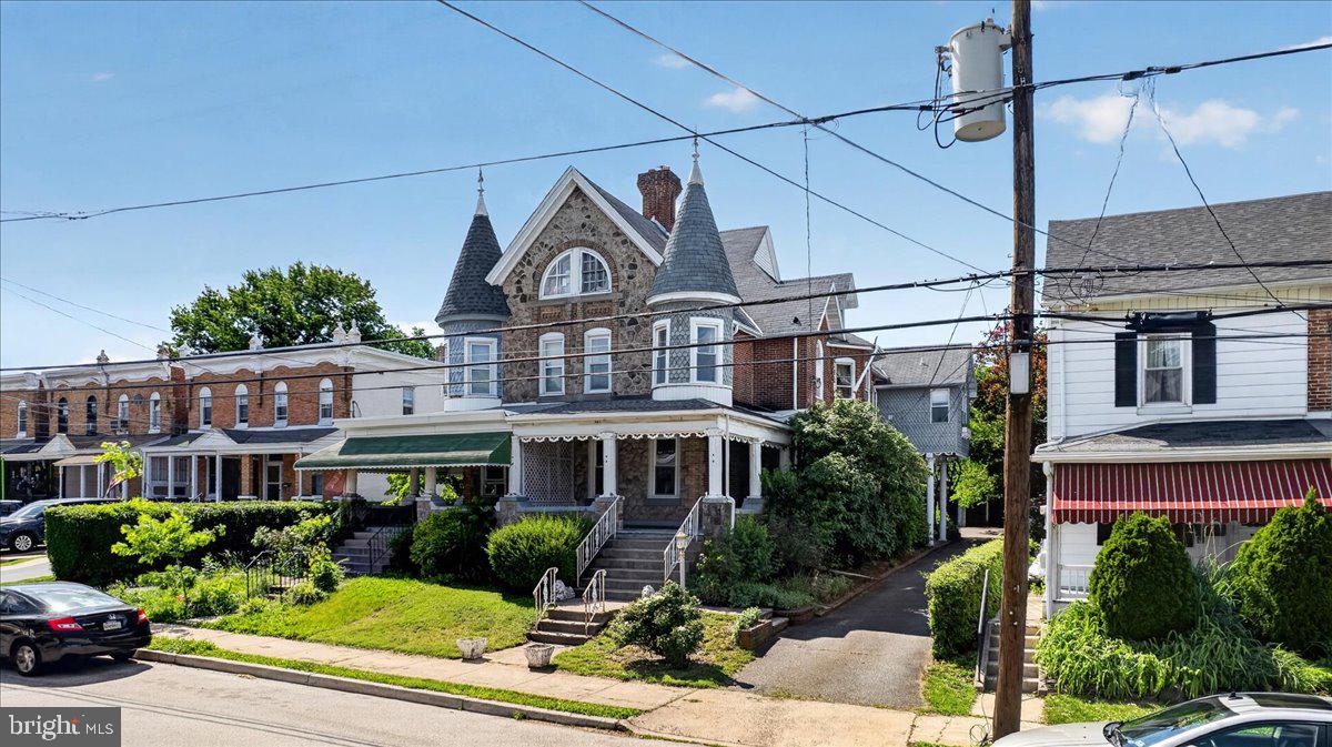 545 WALNUT STREET