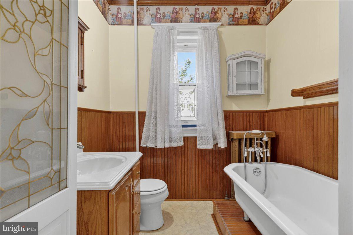 545 WALNUT STREET