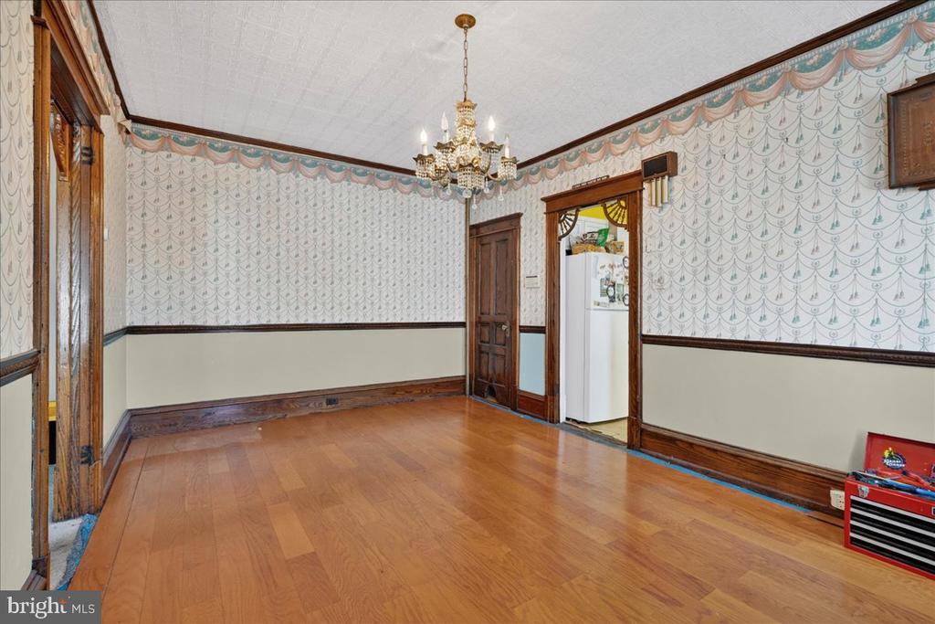 545 WALNUT STREET