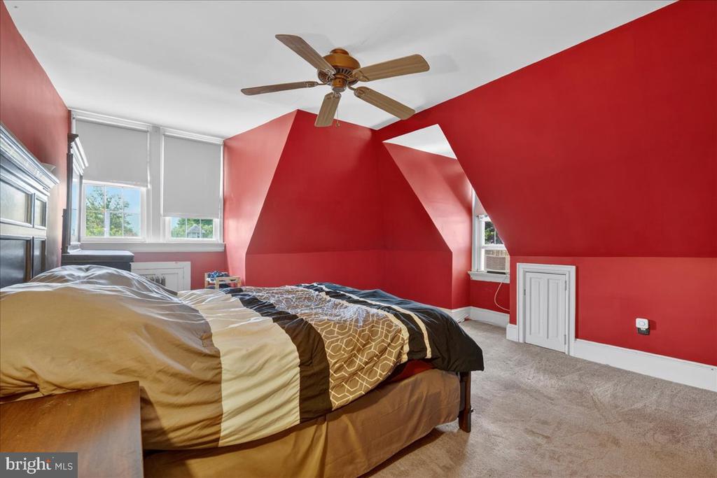 545 WALNUT STREET
