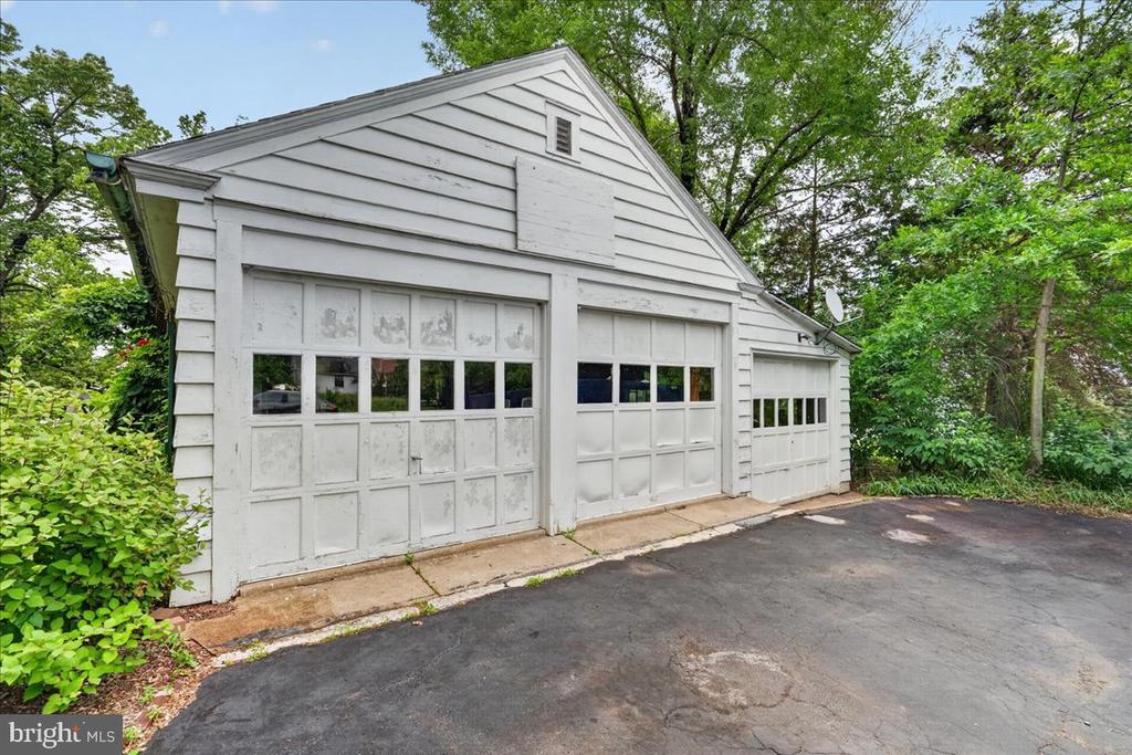200 QUAKERTOWN AVENUE
