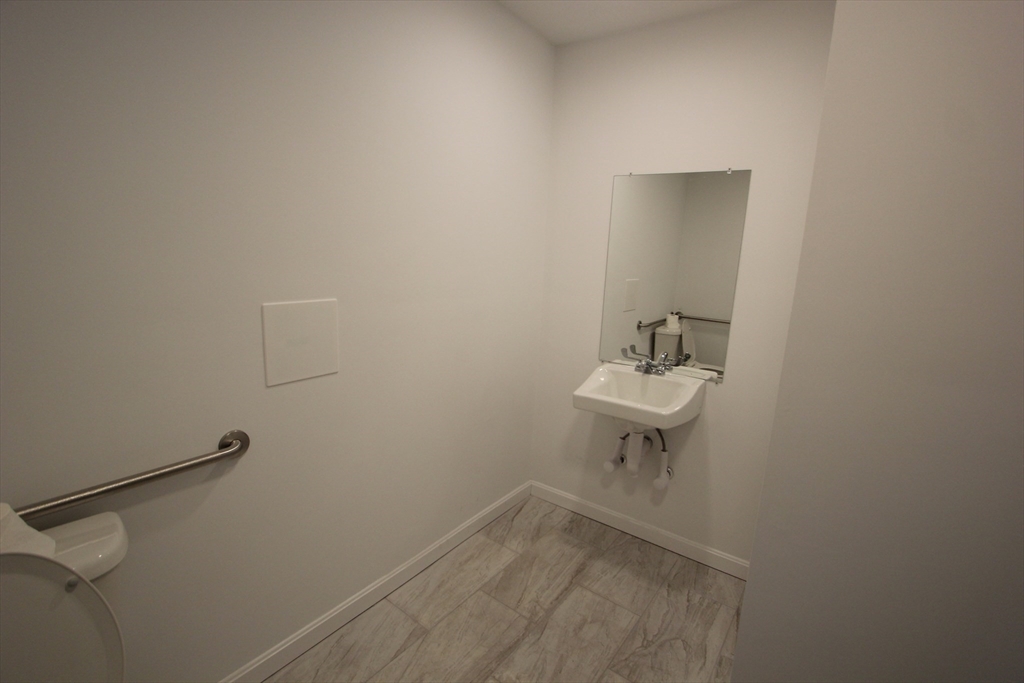 326 Union St # 4