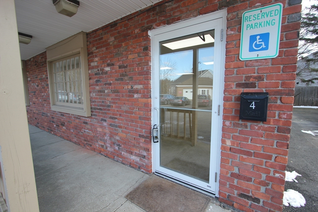 326 Union St # 4
