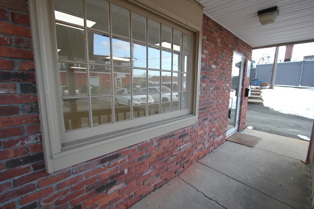 326 Union St # 4