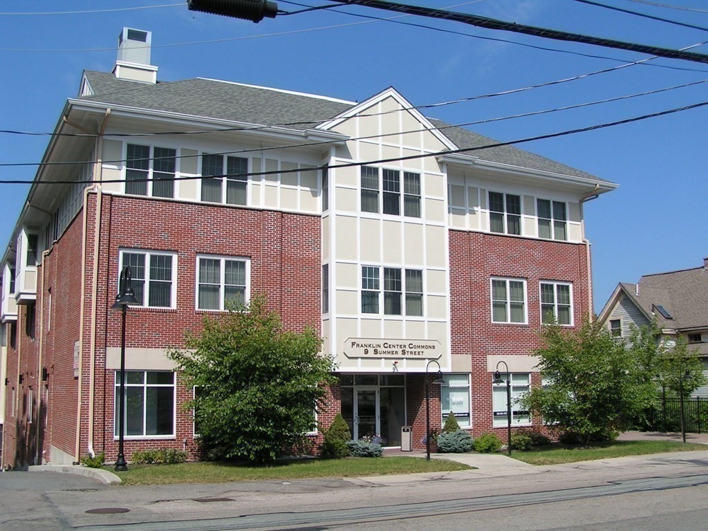 9 Summer St # 206