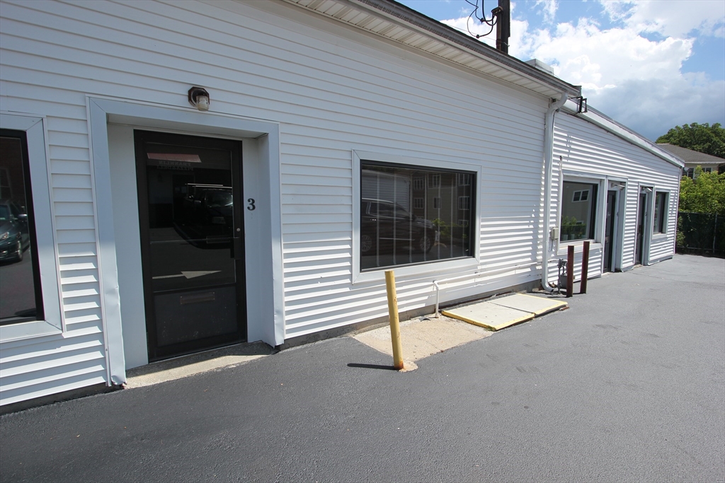 16 Cottage St # 3