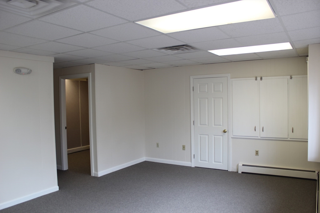 16 Cottage St # 3