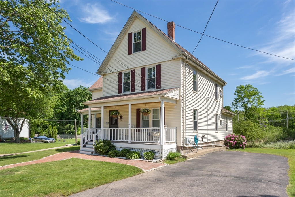 134 Peck St